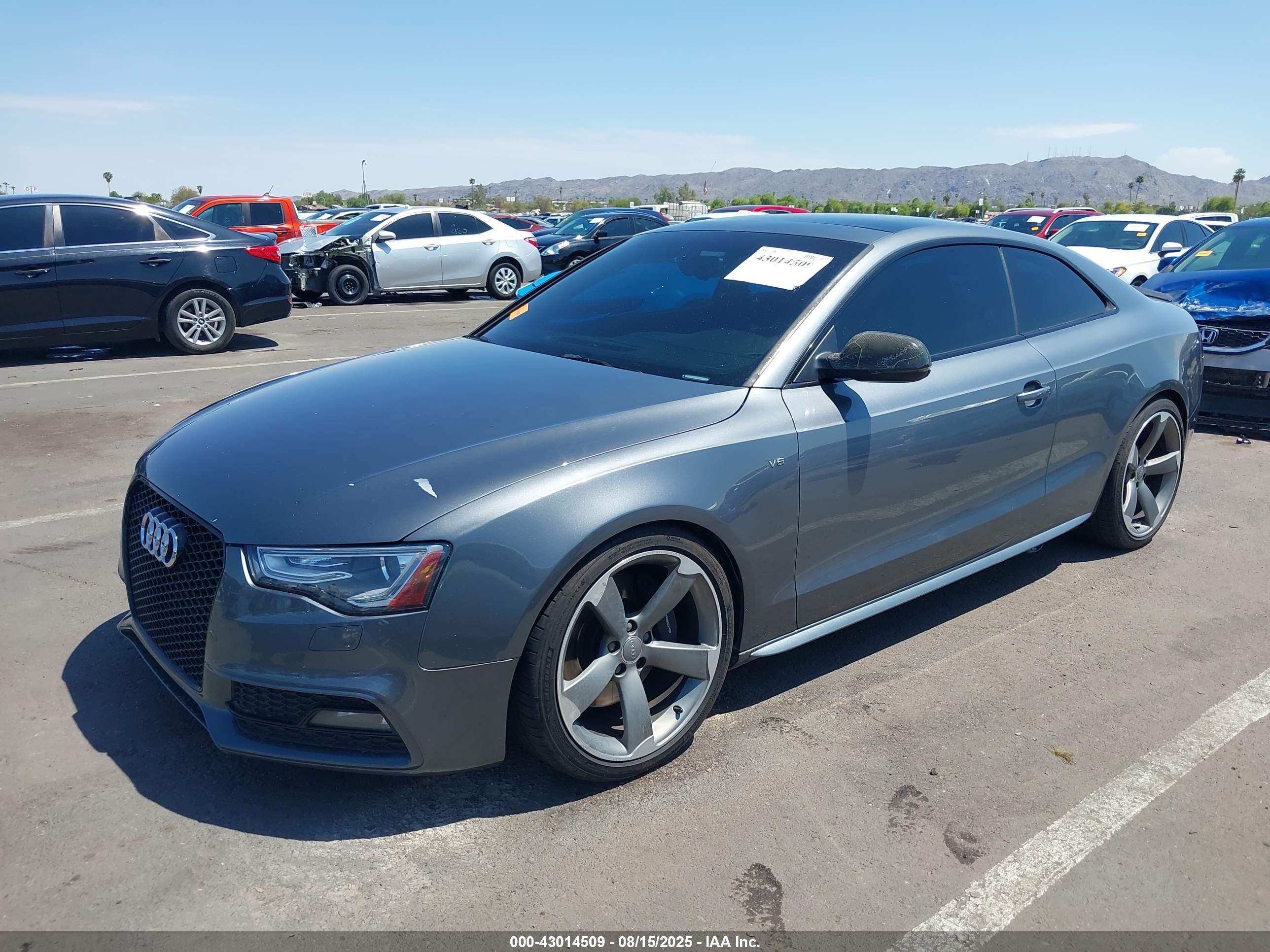 AUDI S5 image 2
