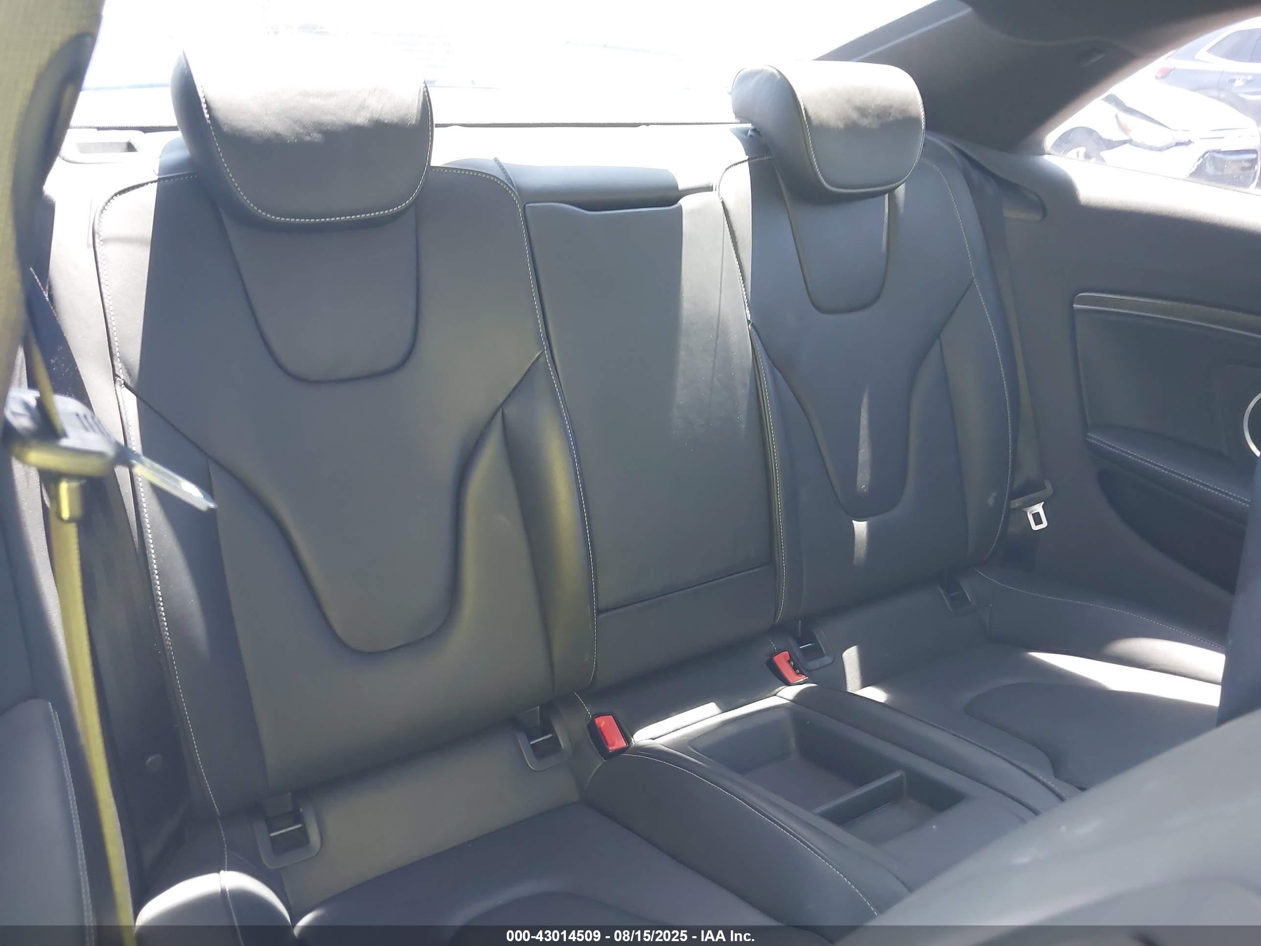 AUDI S5 image 8