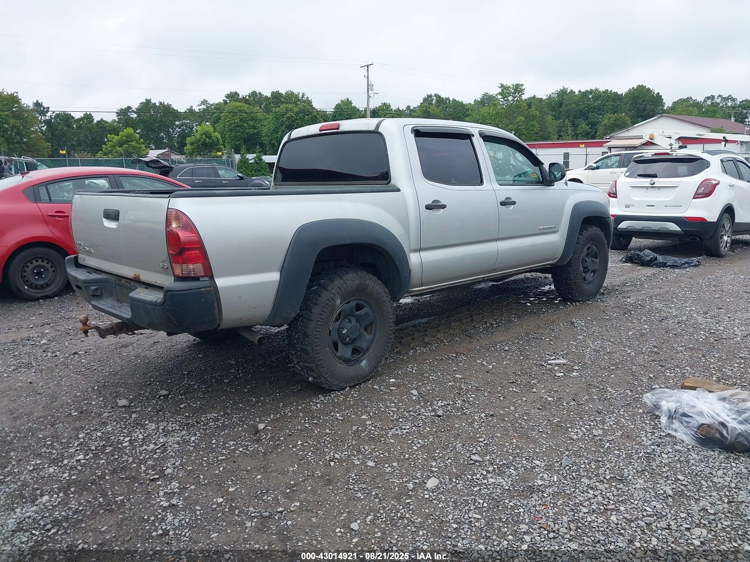 TOYOTA TACOMA image 4