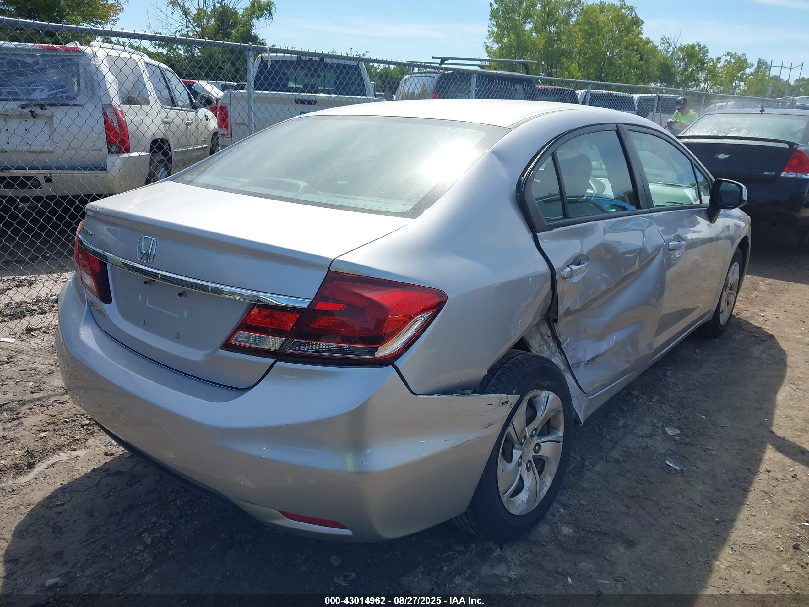 HONDA CIVIC image 6