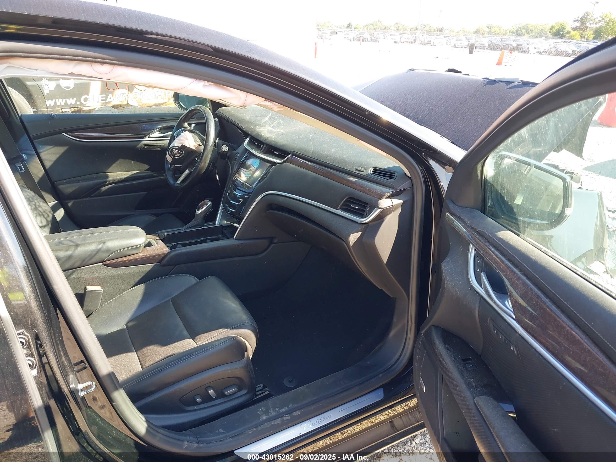 CADILLAC XTS image 5
