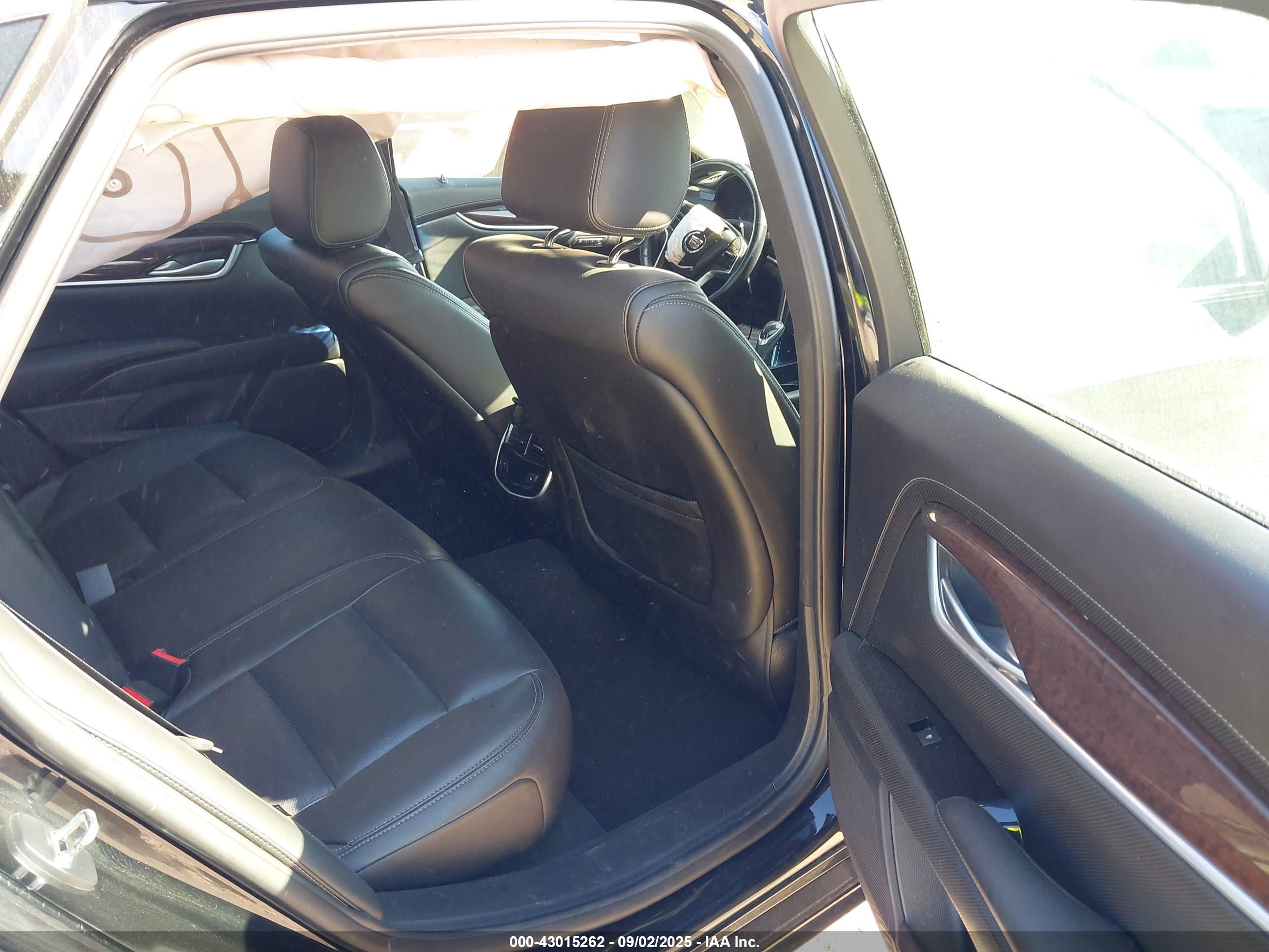 CADILLAC XTS image 8