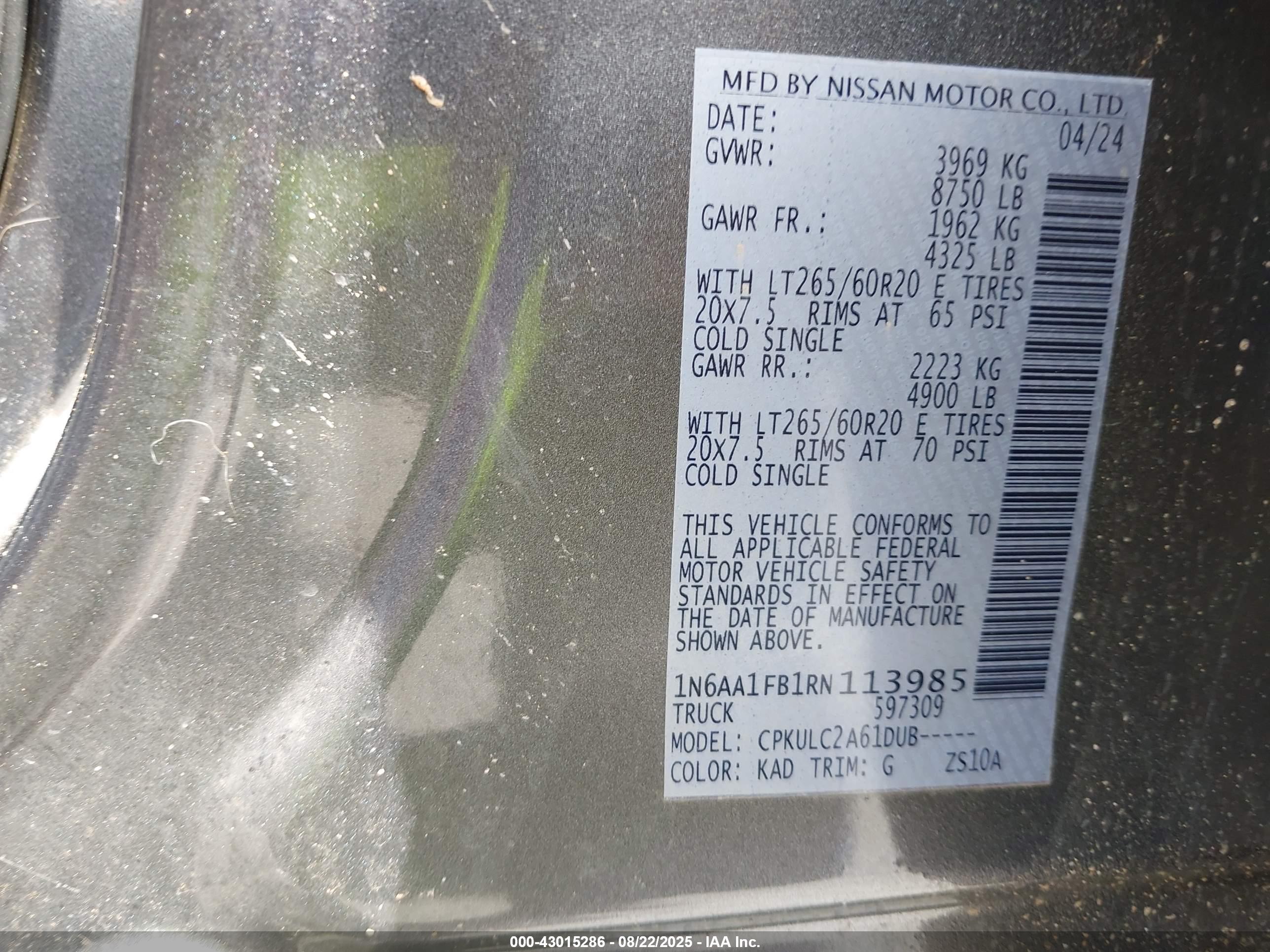 NISSAN TITAN image 9