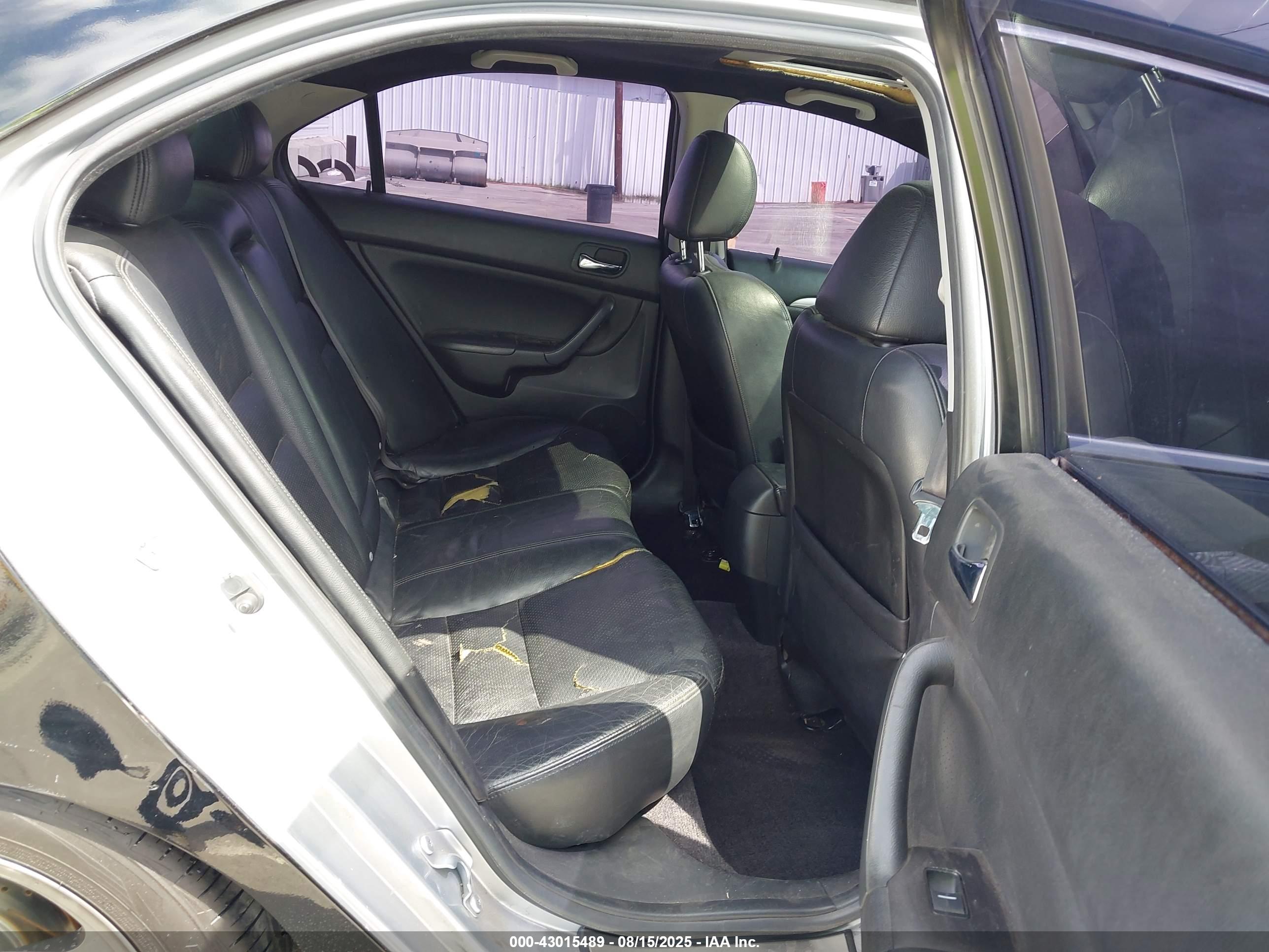 ACURA TSX image 8