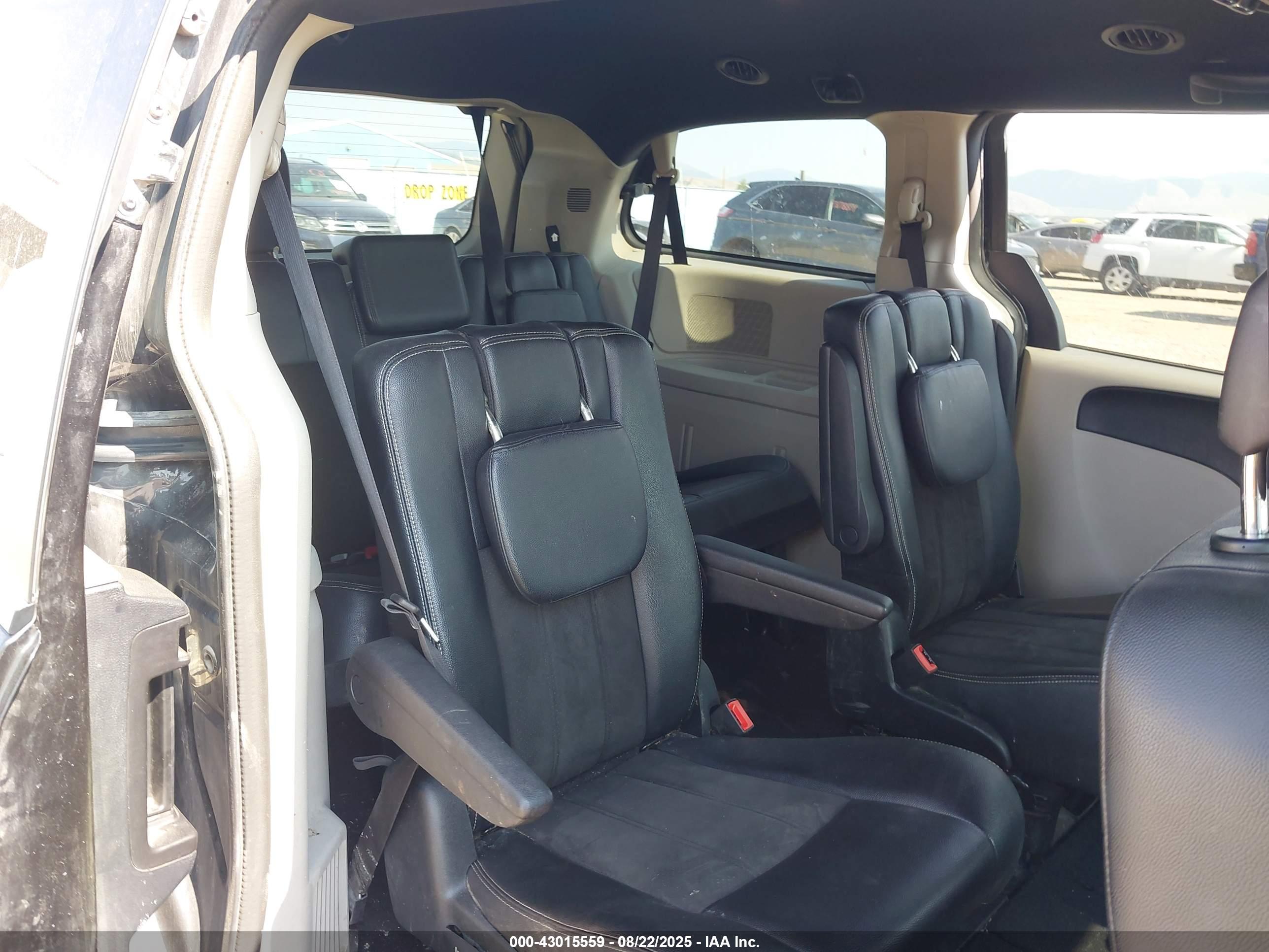 DODGE GRAND image 8