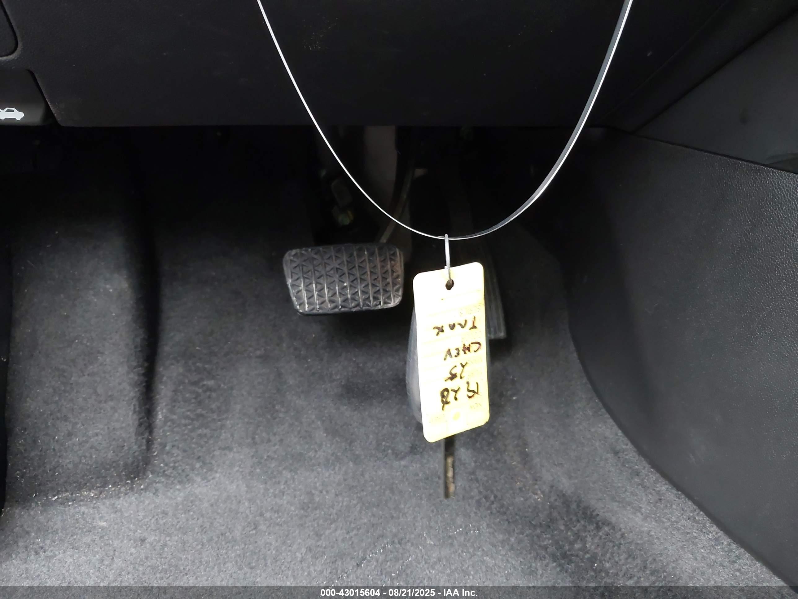 CHEVROLET TRAX image 11