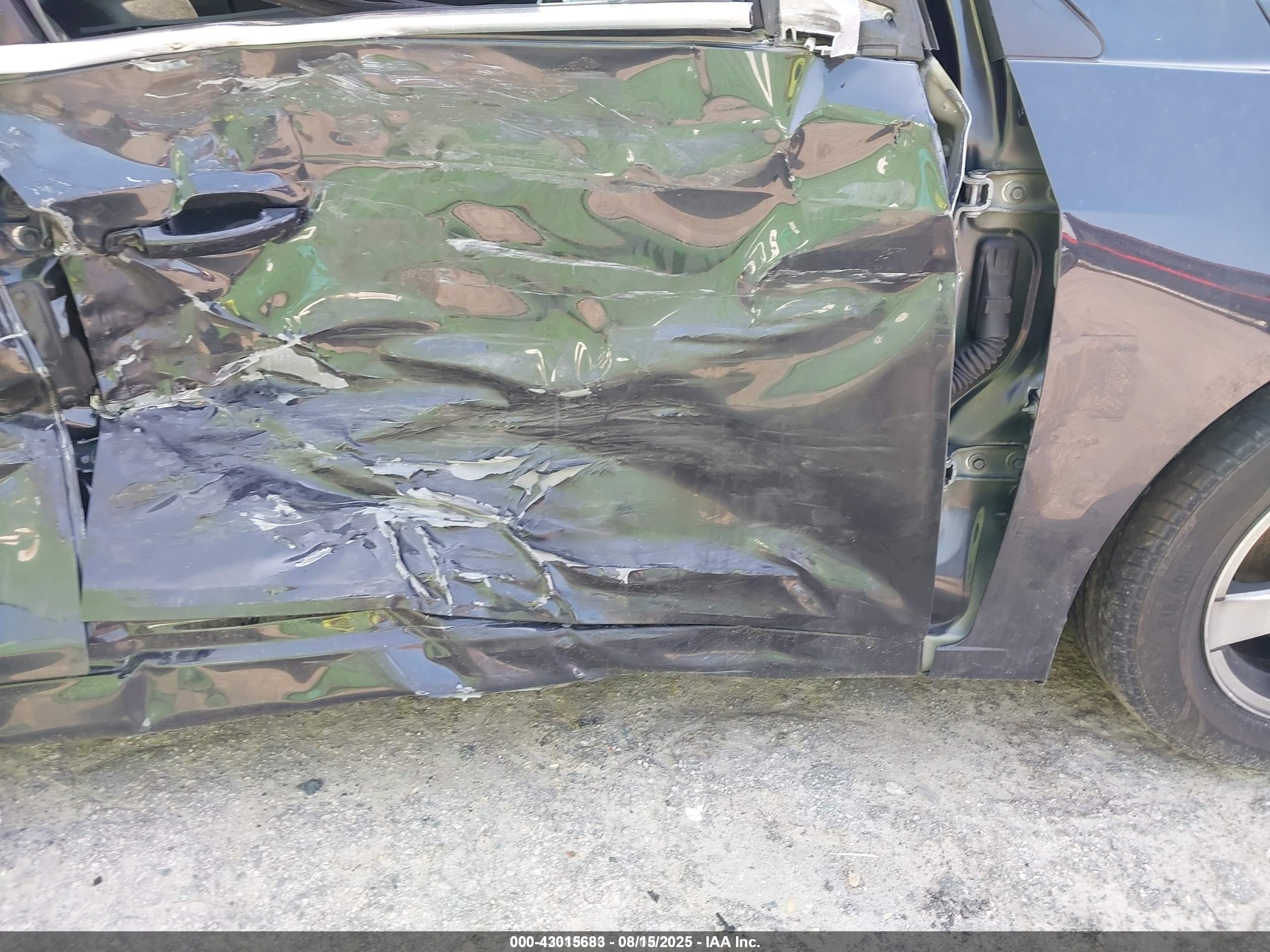 CHEVROLET CRUZE image 6