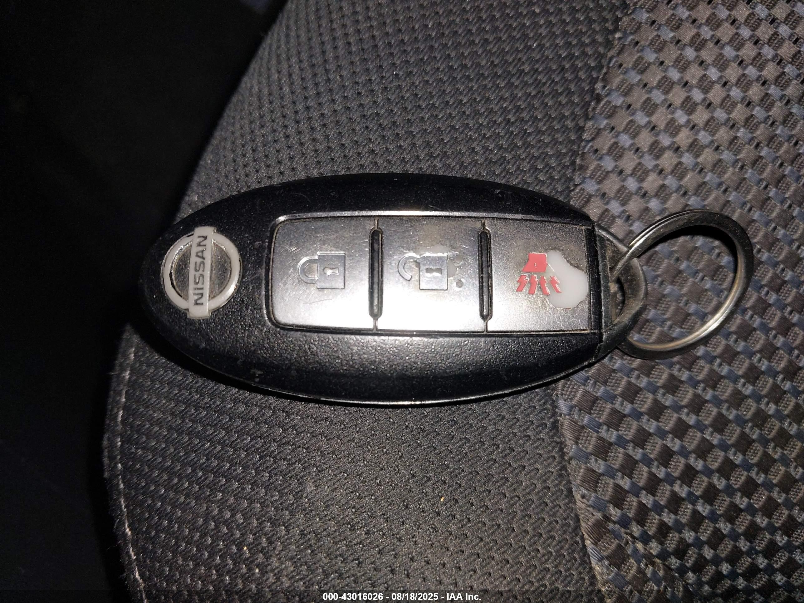 NISSAN ROGUE image 11