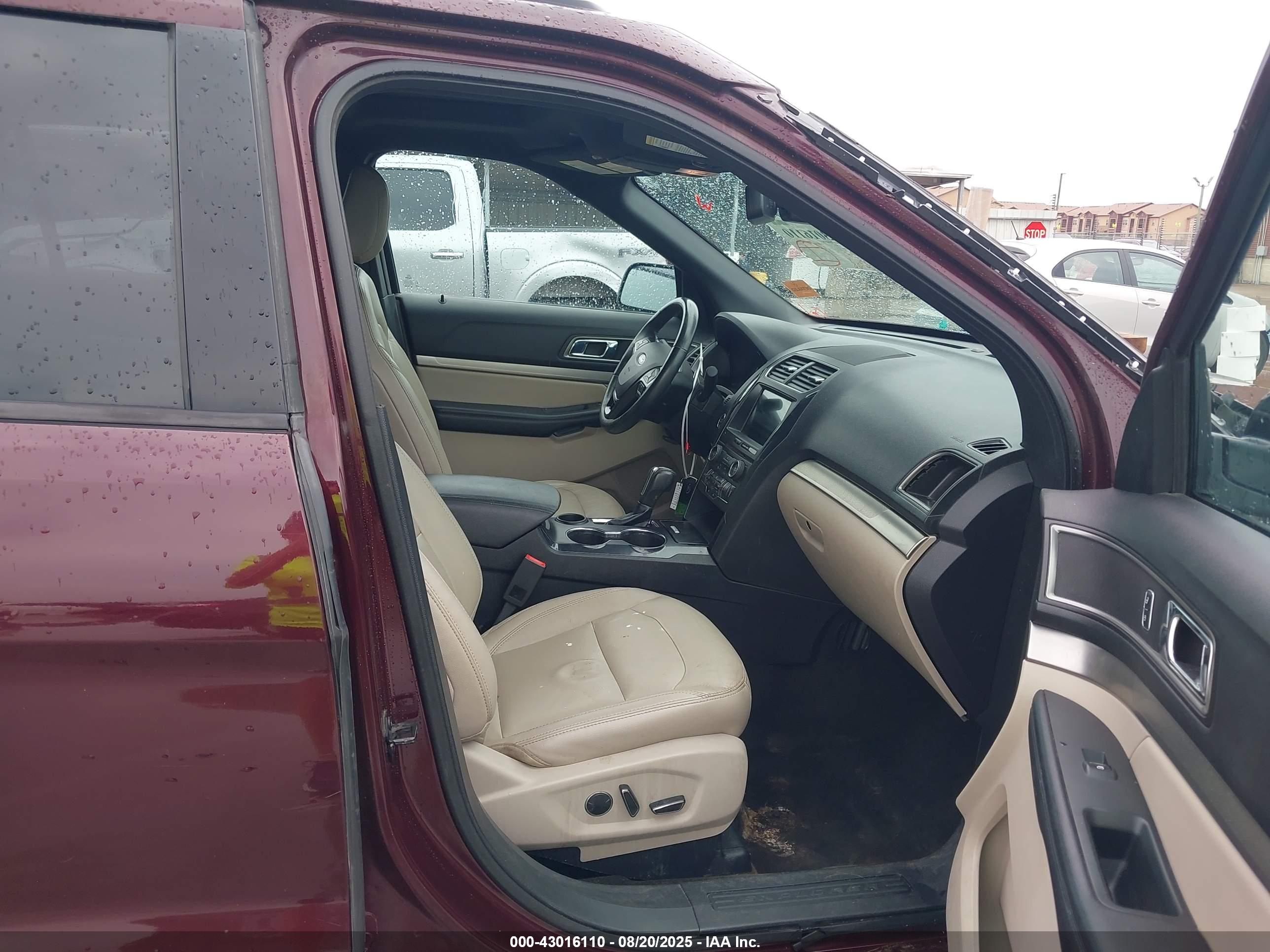 FORD EXPLORER image 5