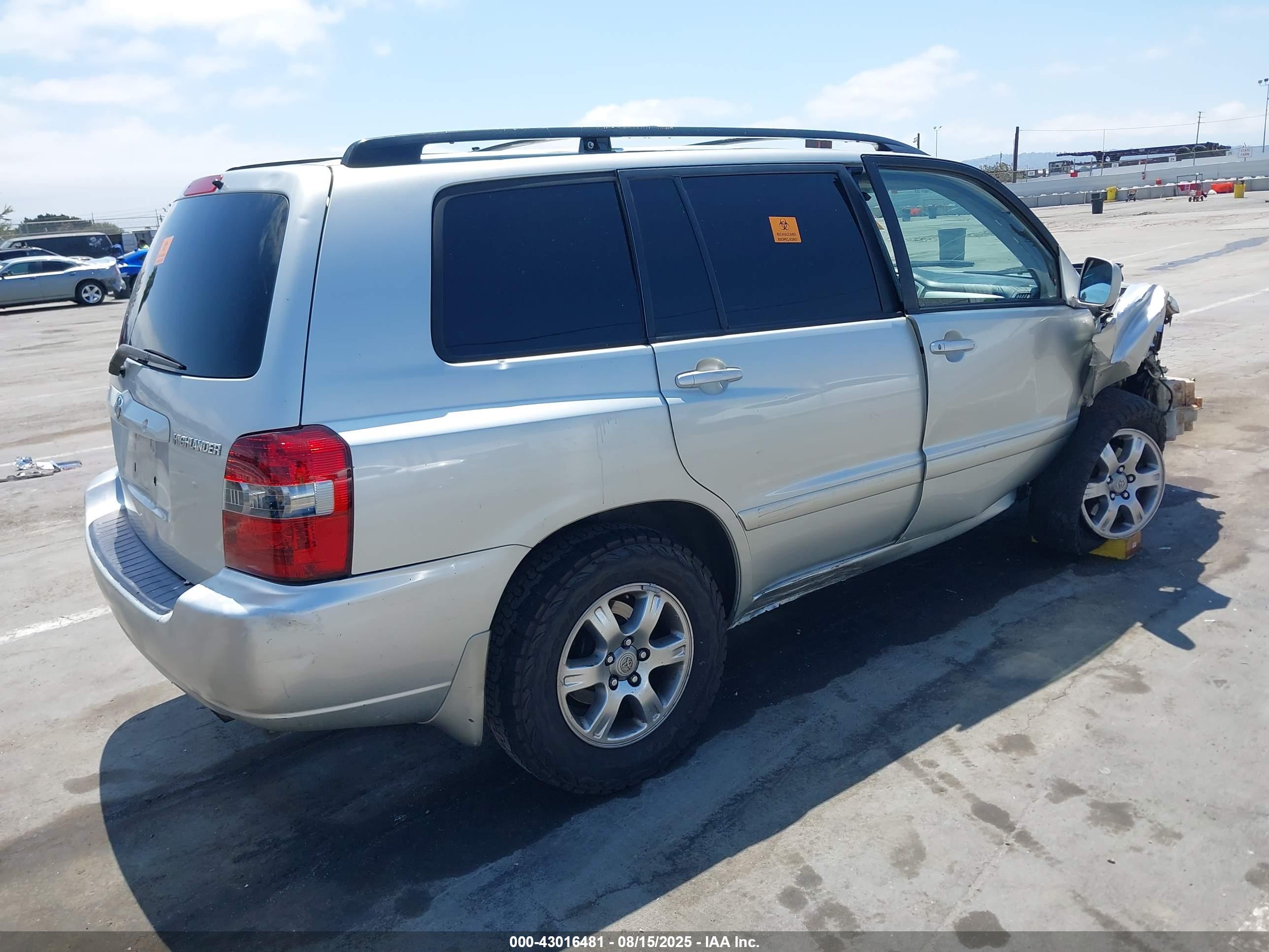 TOYOTA HIGHLANDER image 4
