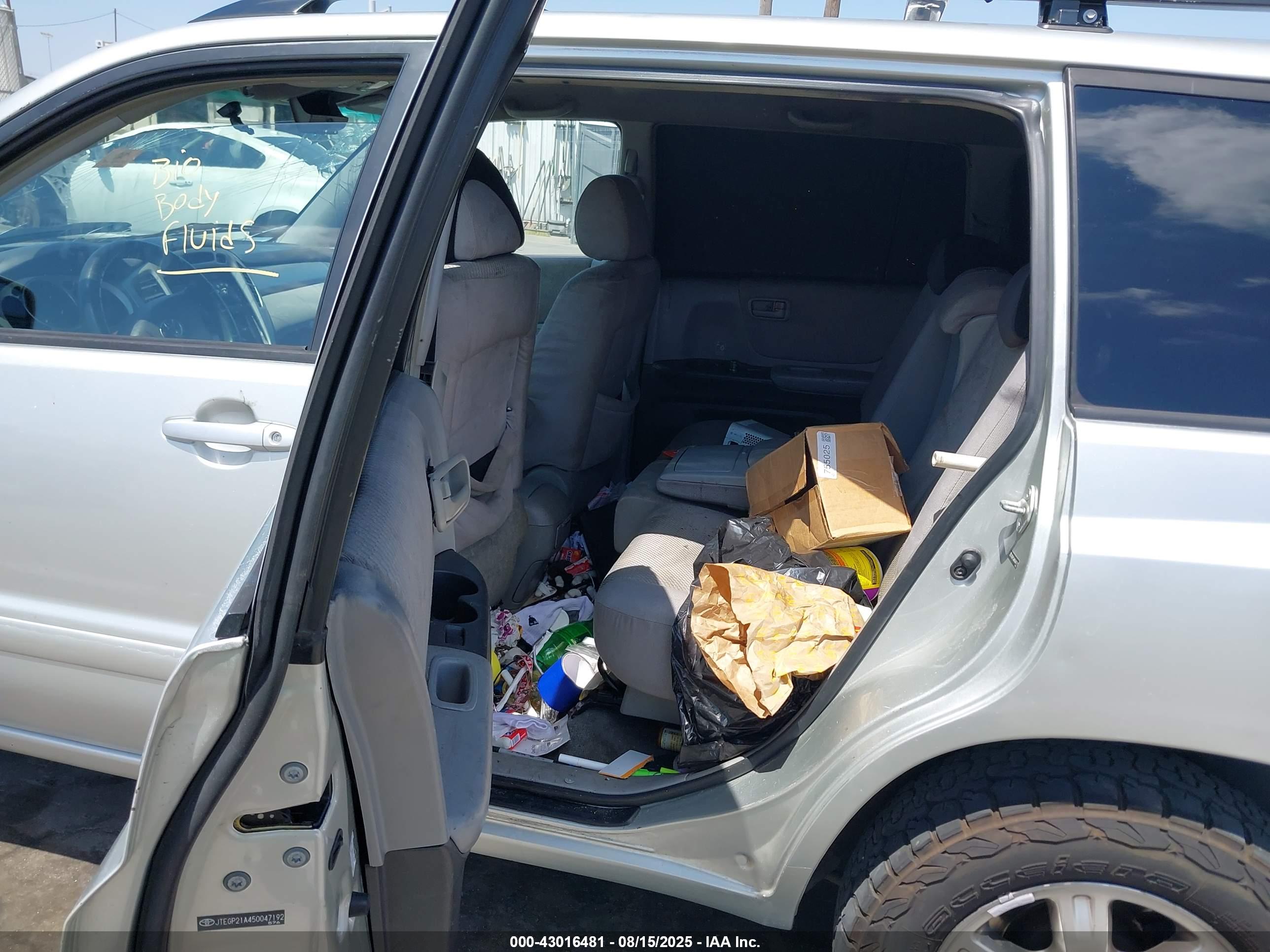 TOYOTA HIGHLANDER image 8