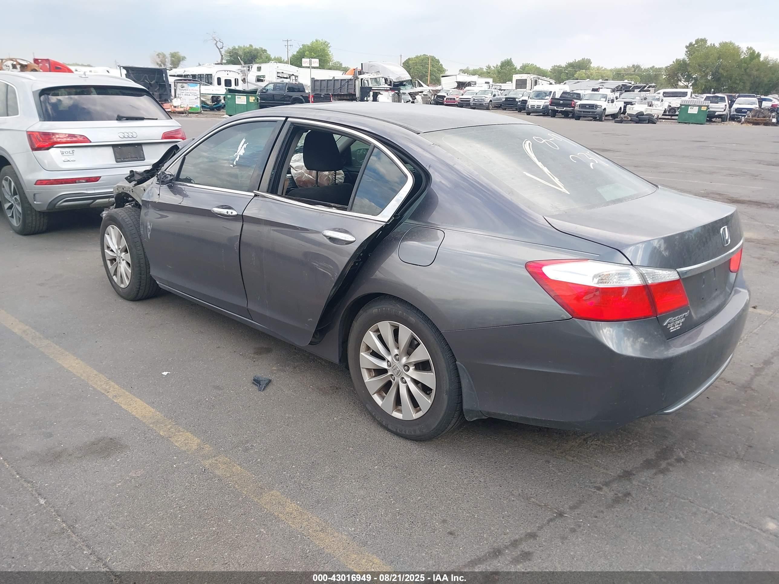 HONDA ACCORD image 3