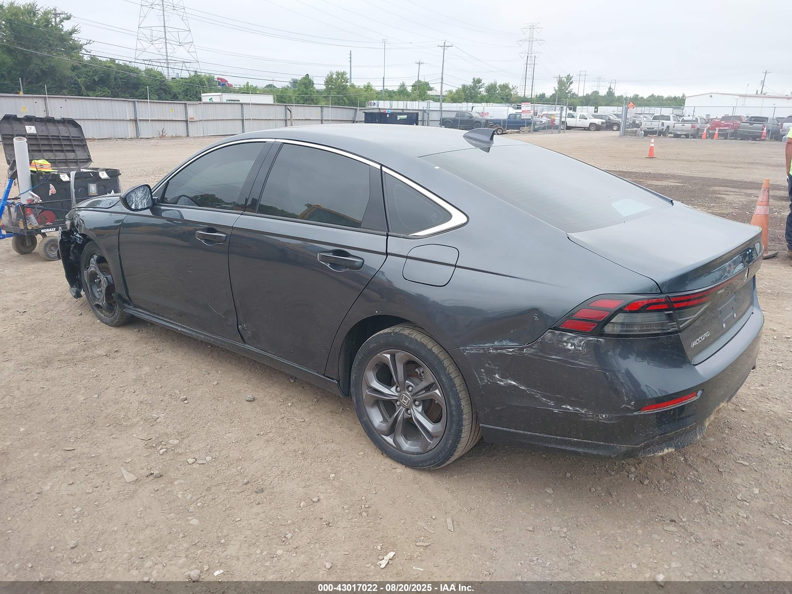 HONDA ACCORD image 3