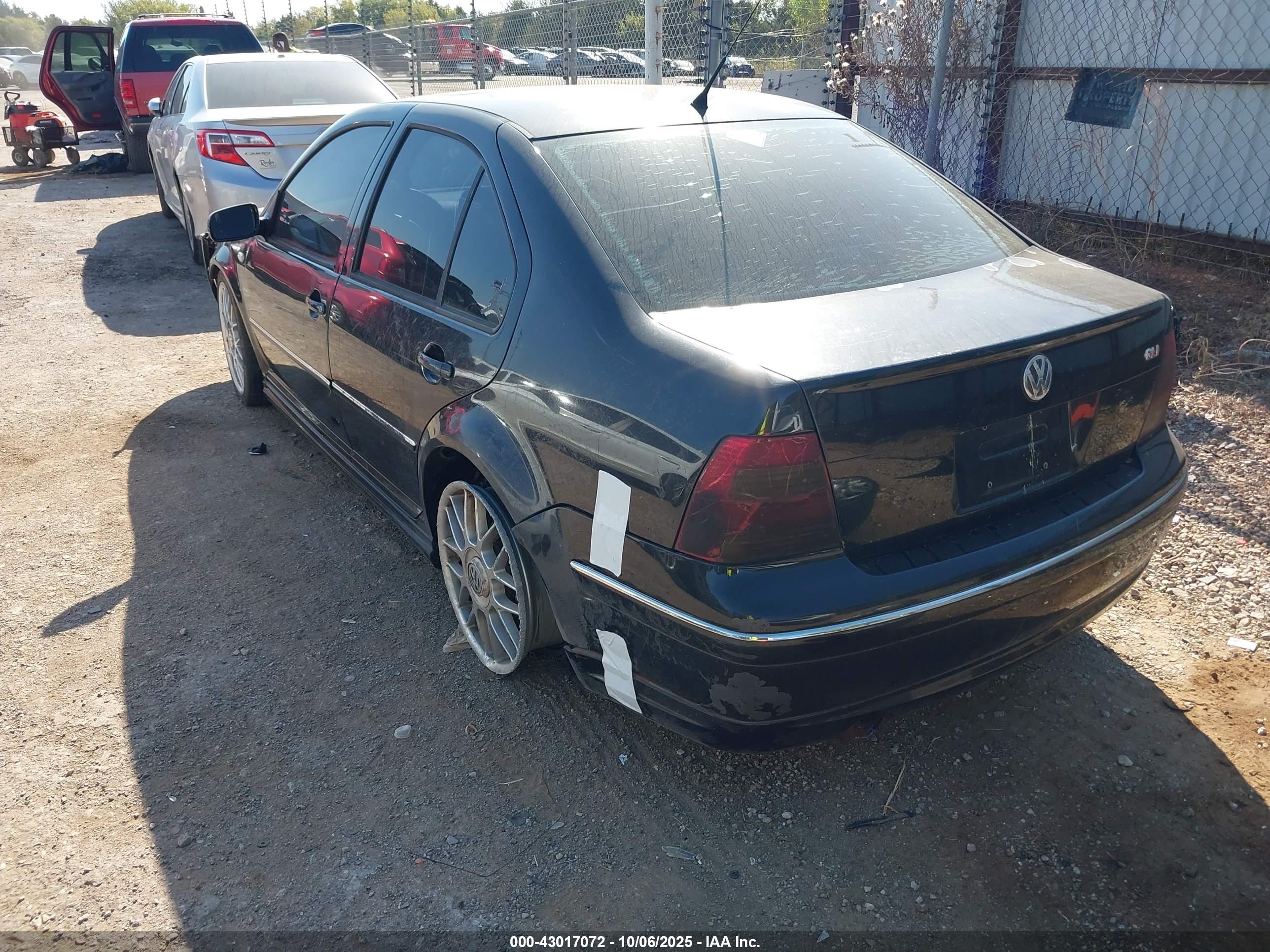 VOLKSWAGEN JETTA image 3