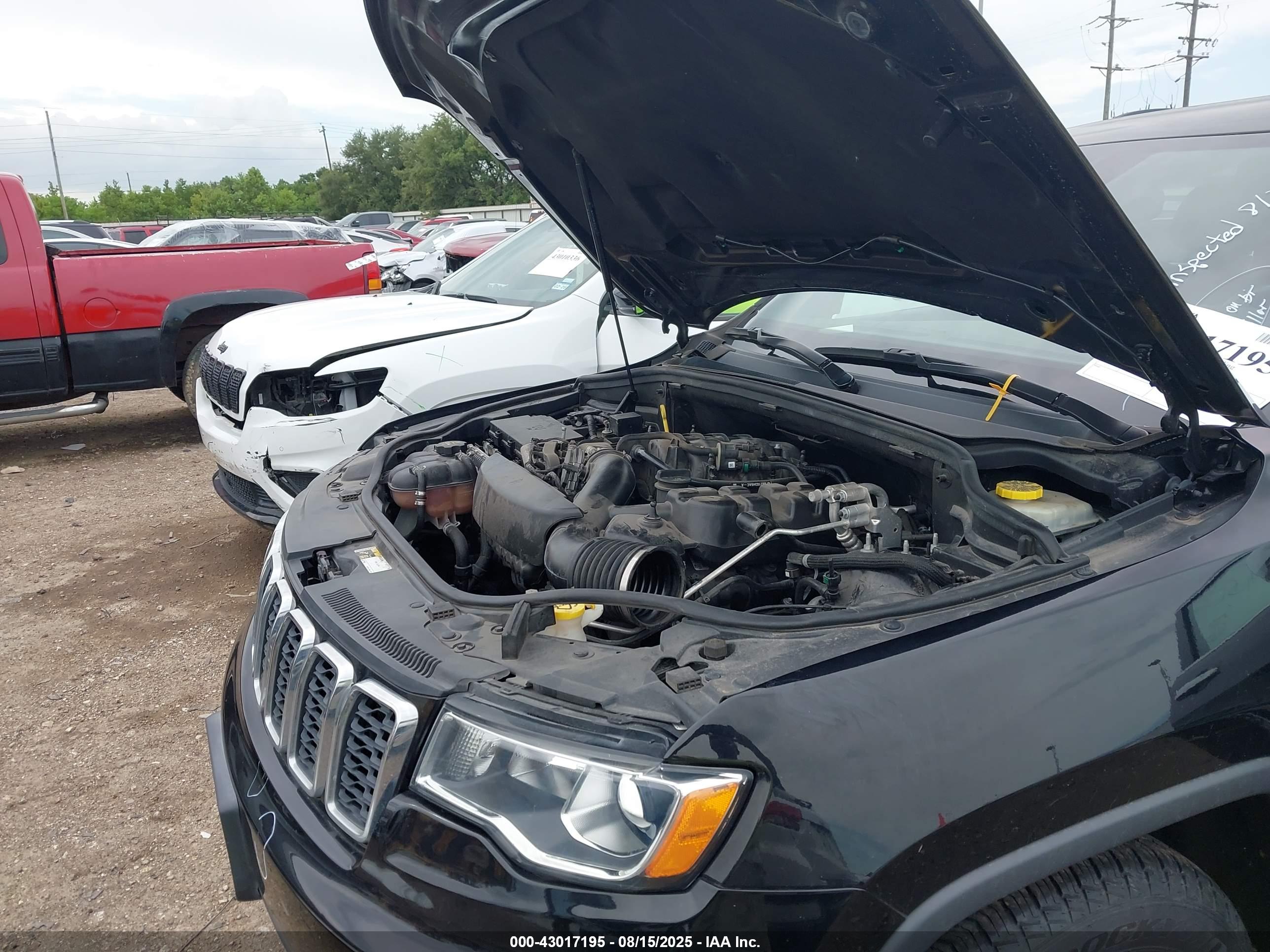 JEEP GRAND image 6