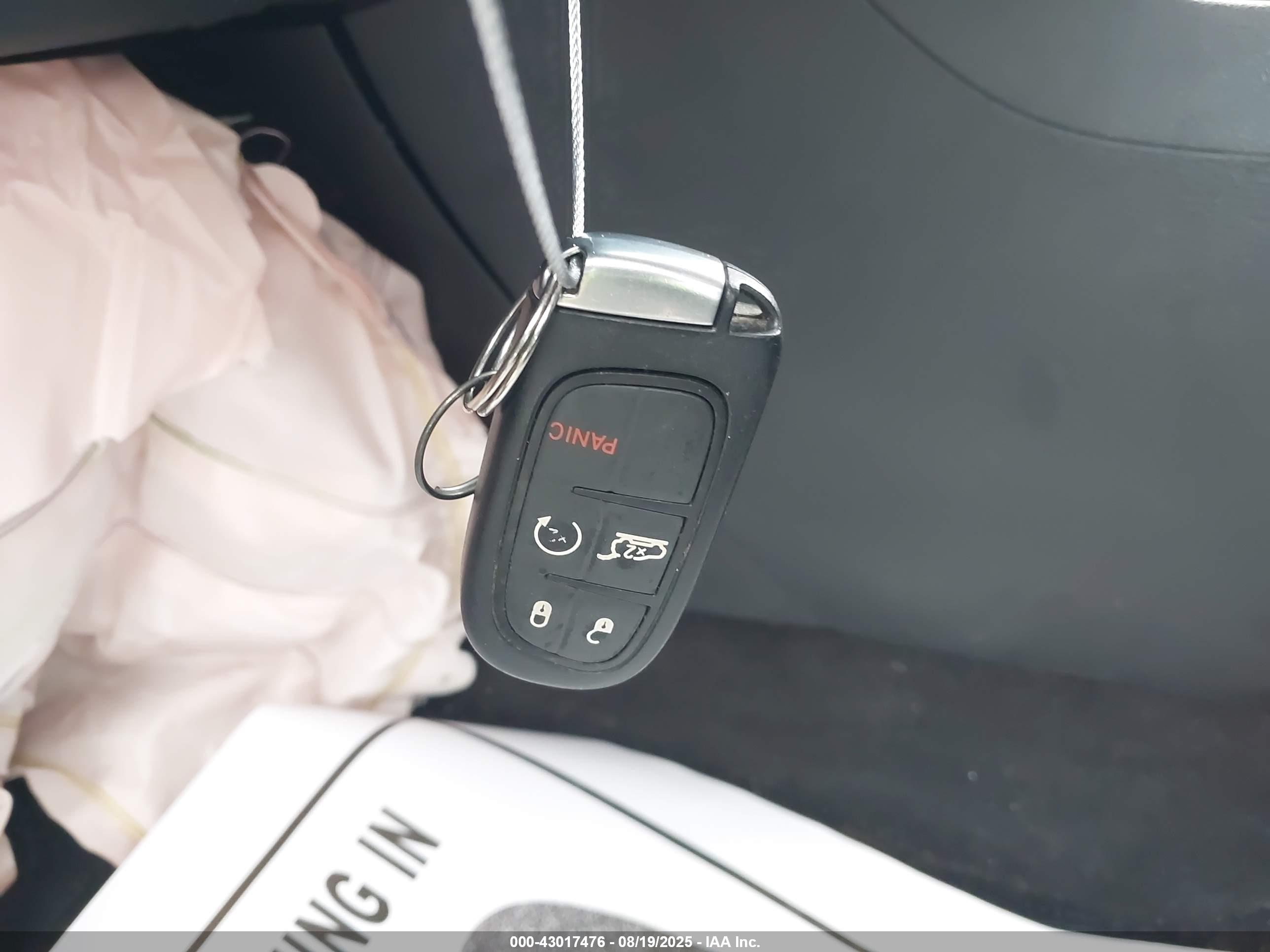 JEEP CHEROKEE image 11