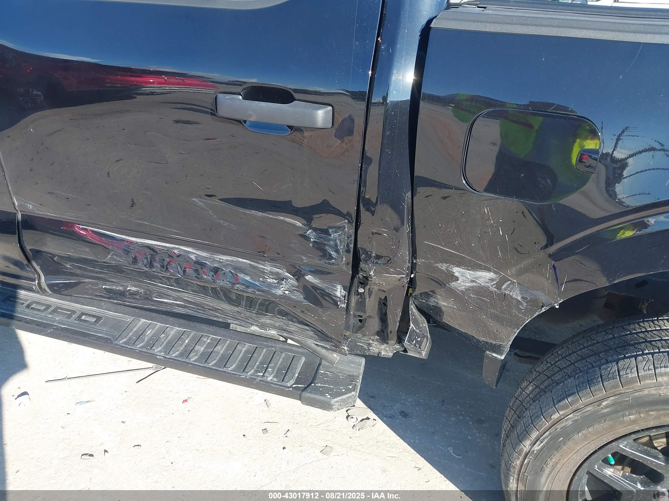 FORD F-150 image 6