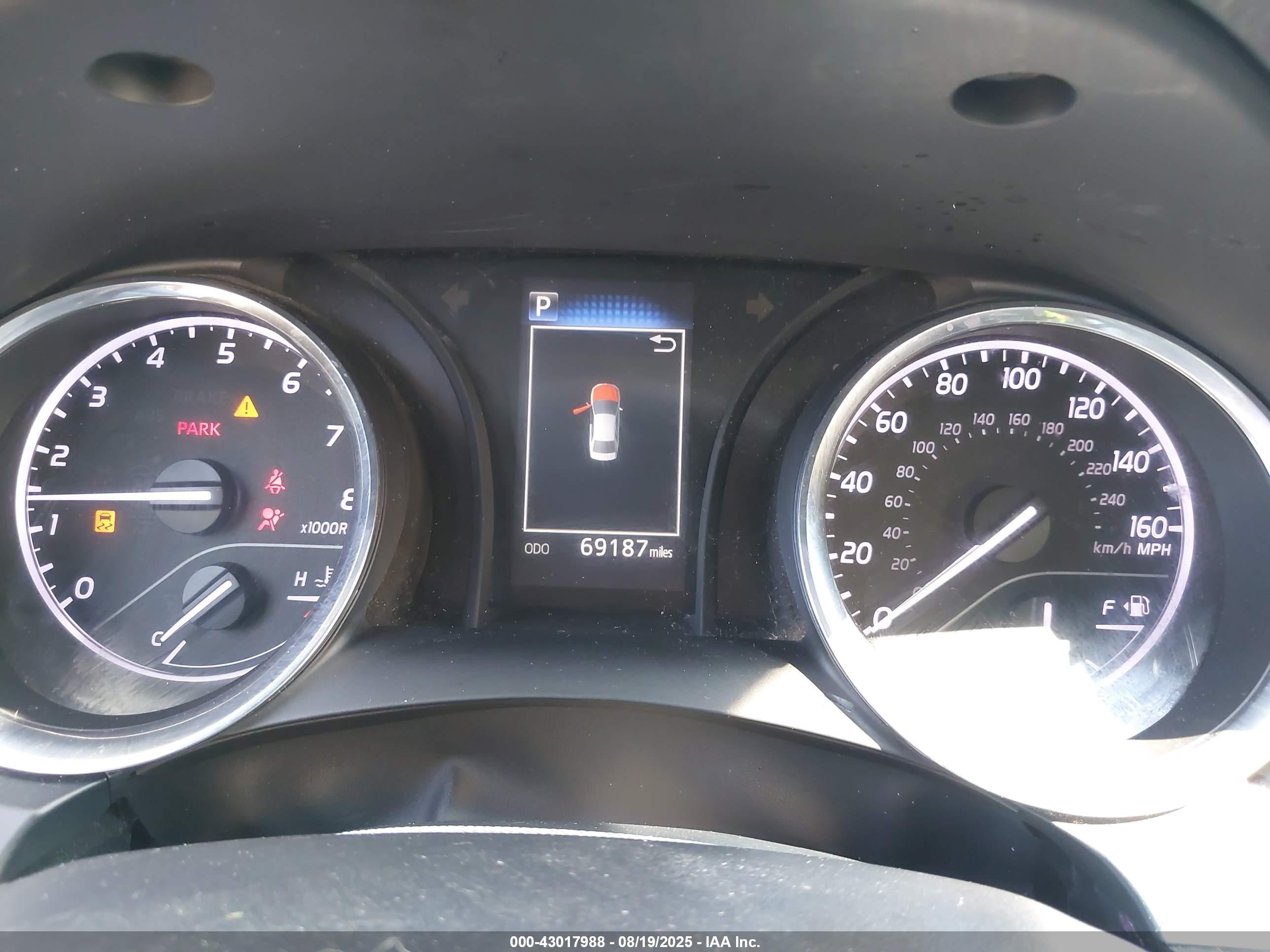 TOYOTA CAMRY image 7