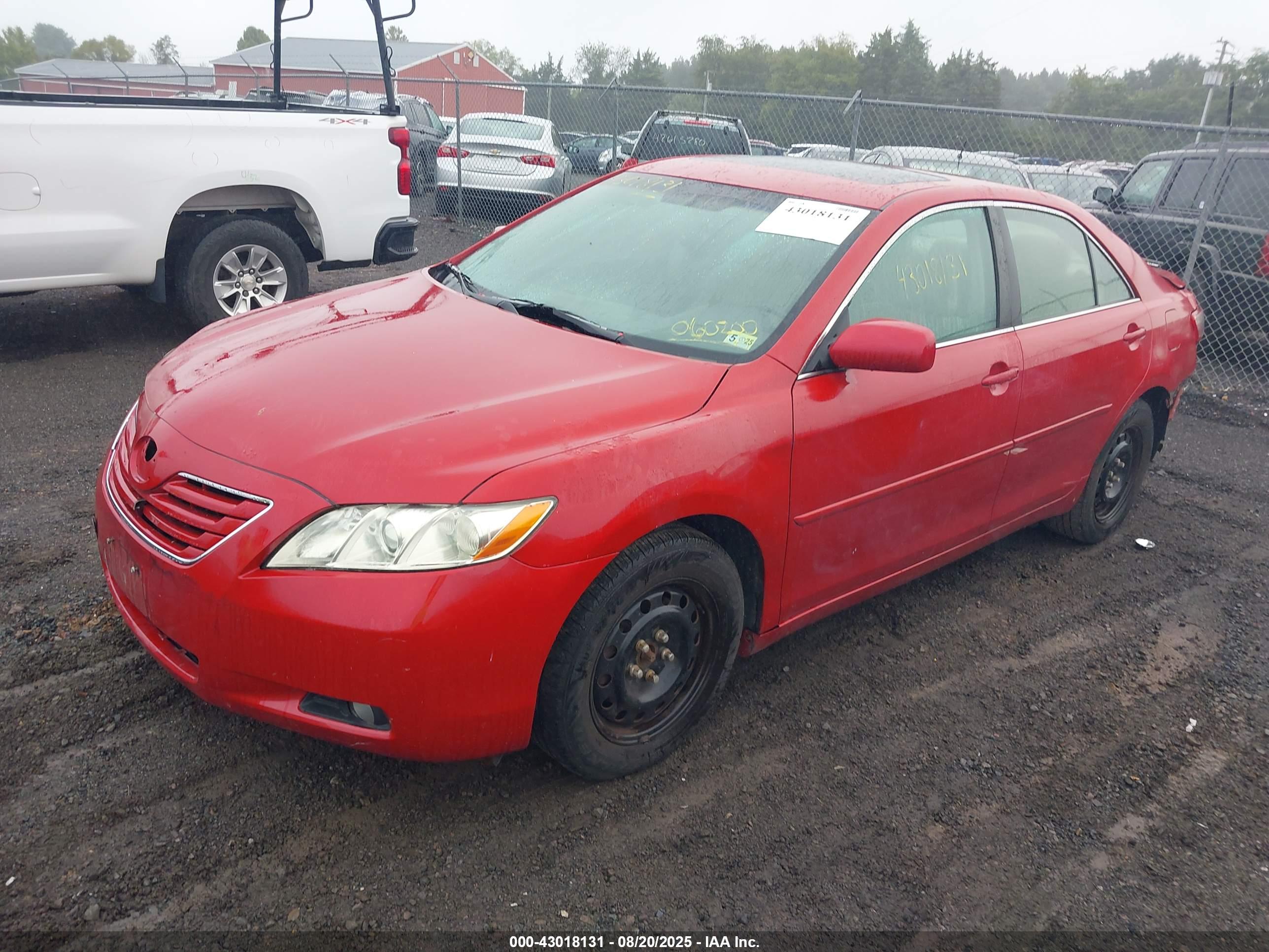 TOYOTA CAMRY image 2