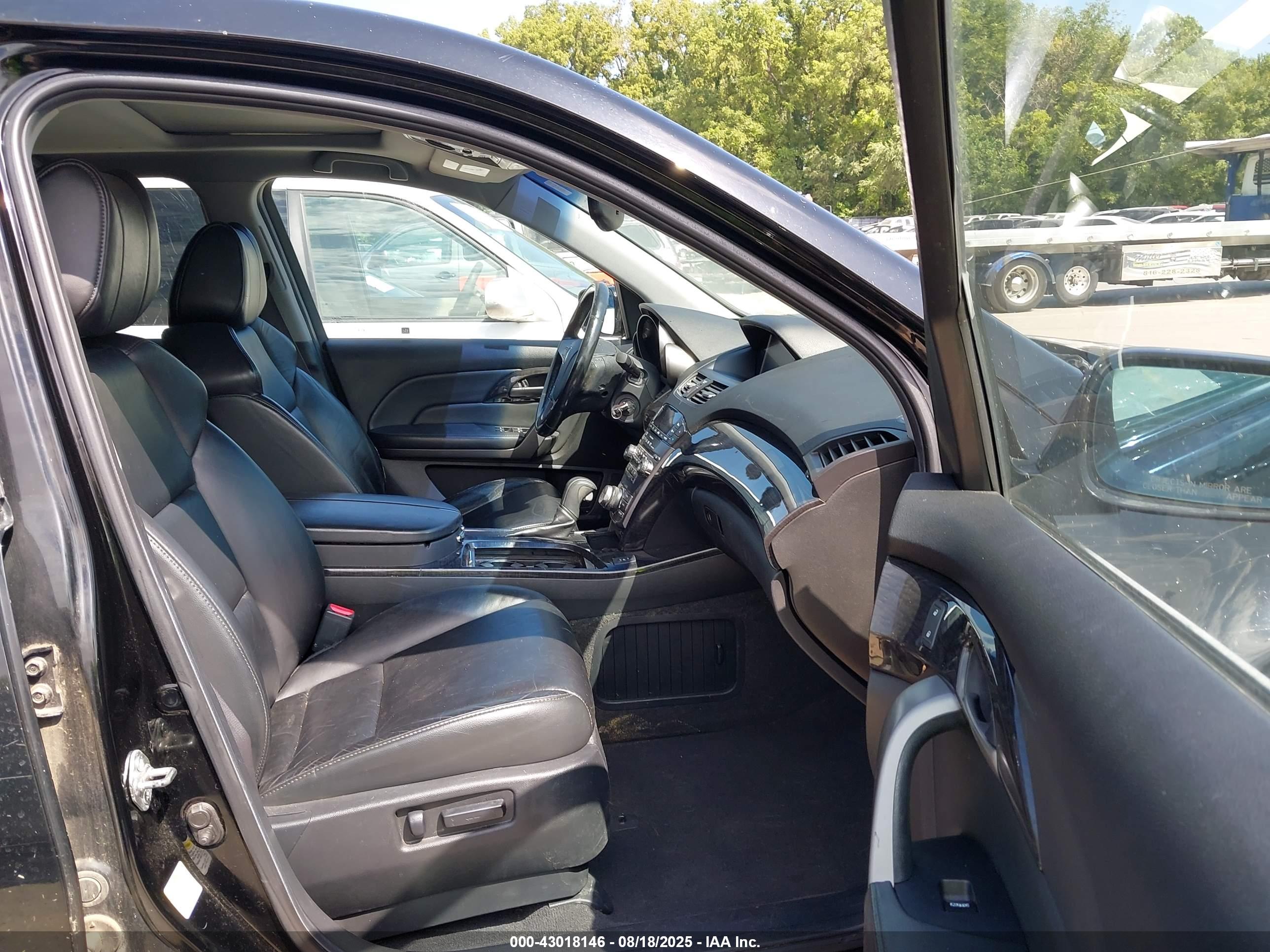 ACURA MDX image 5