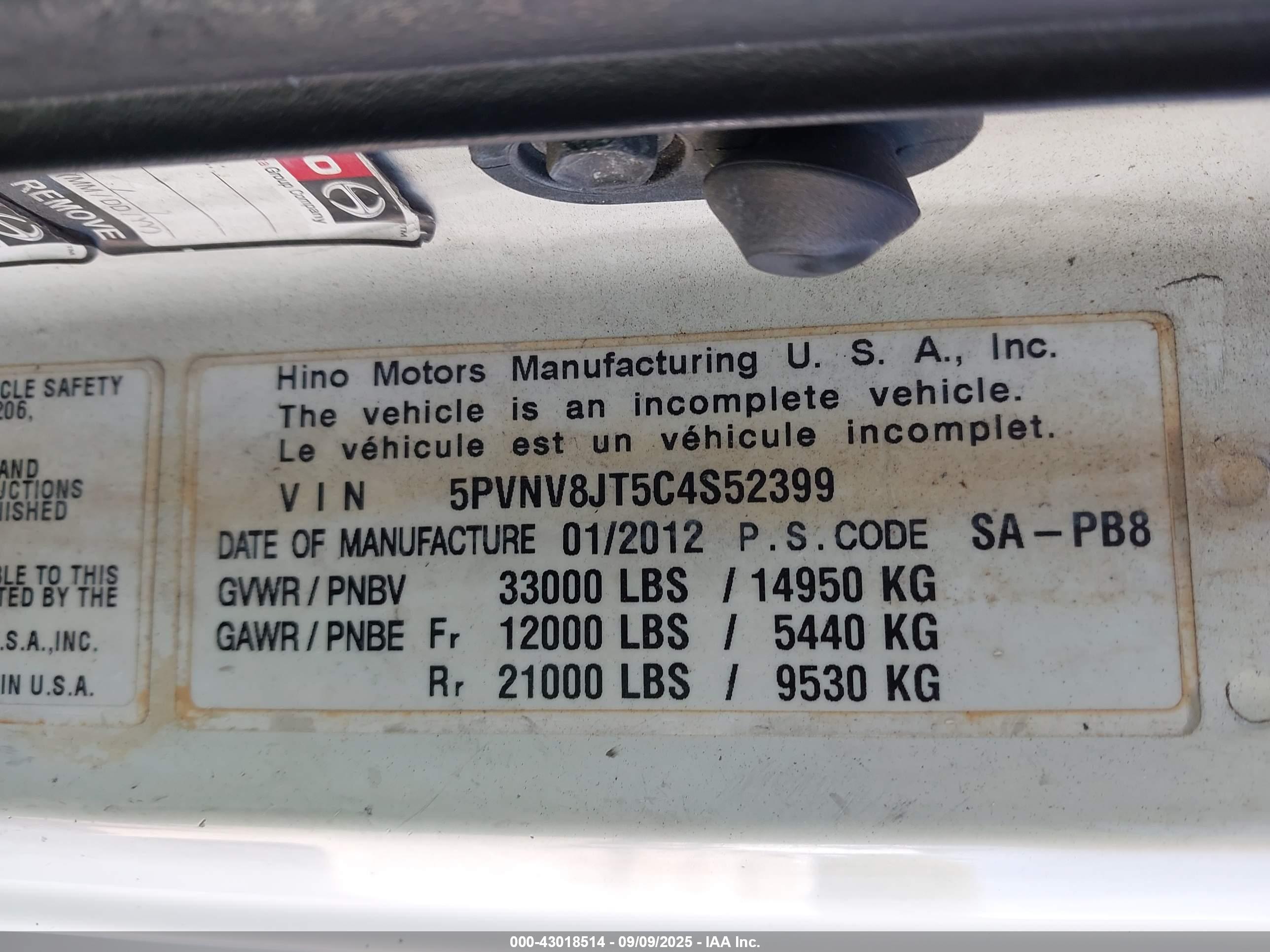 HINO 338 image 9