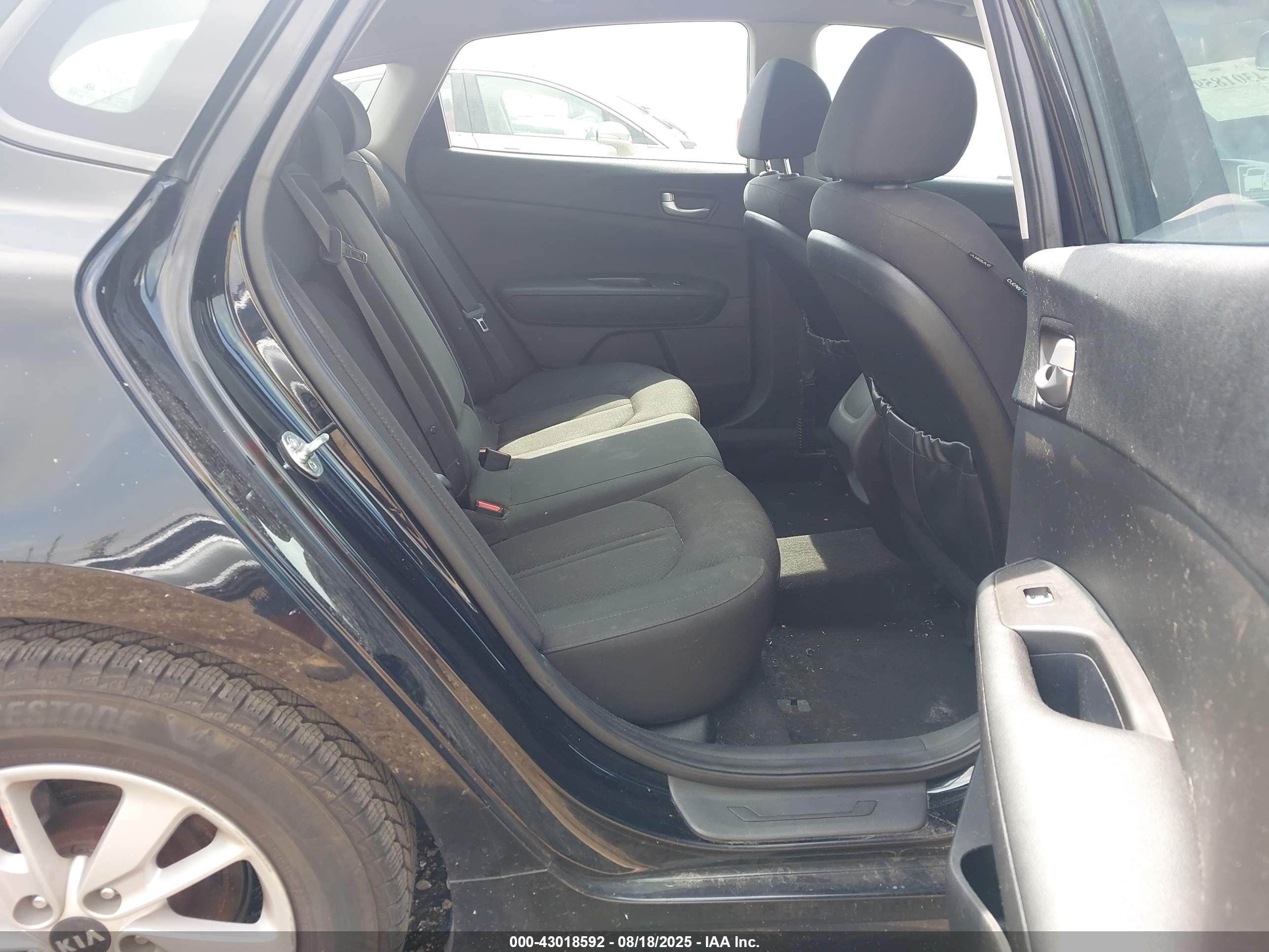 KIA OPTIMA image 8
