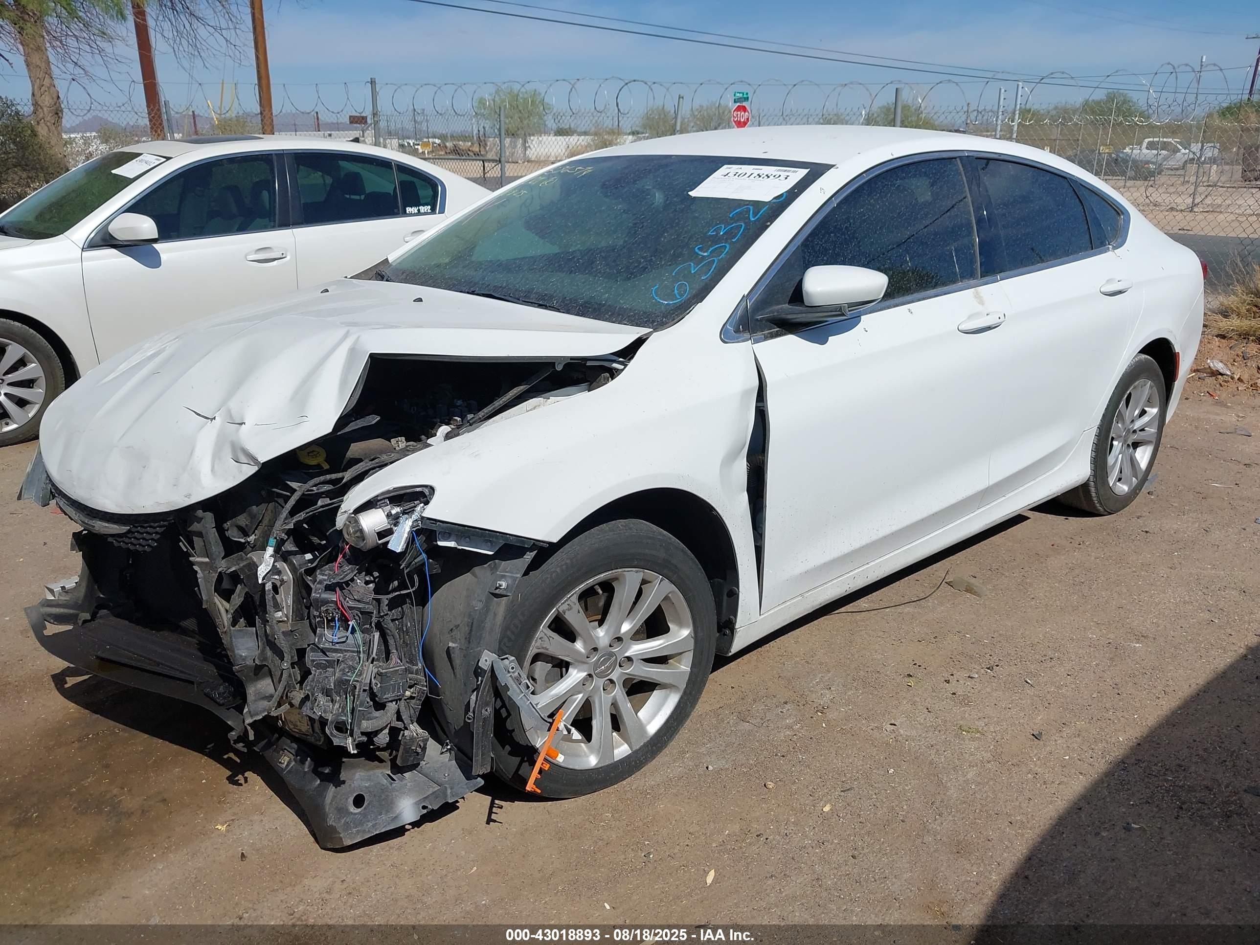CHRYSLER 200 image 2