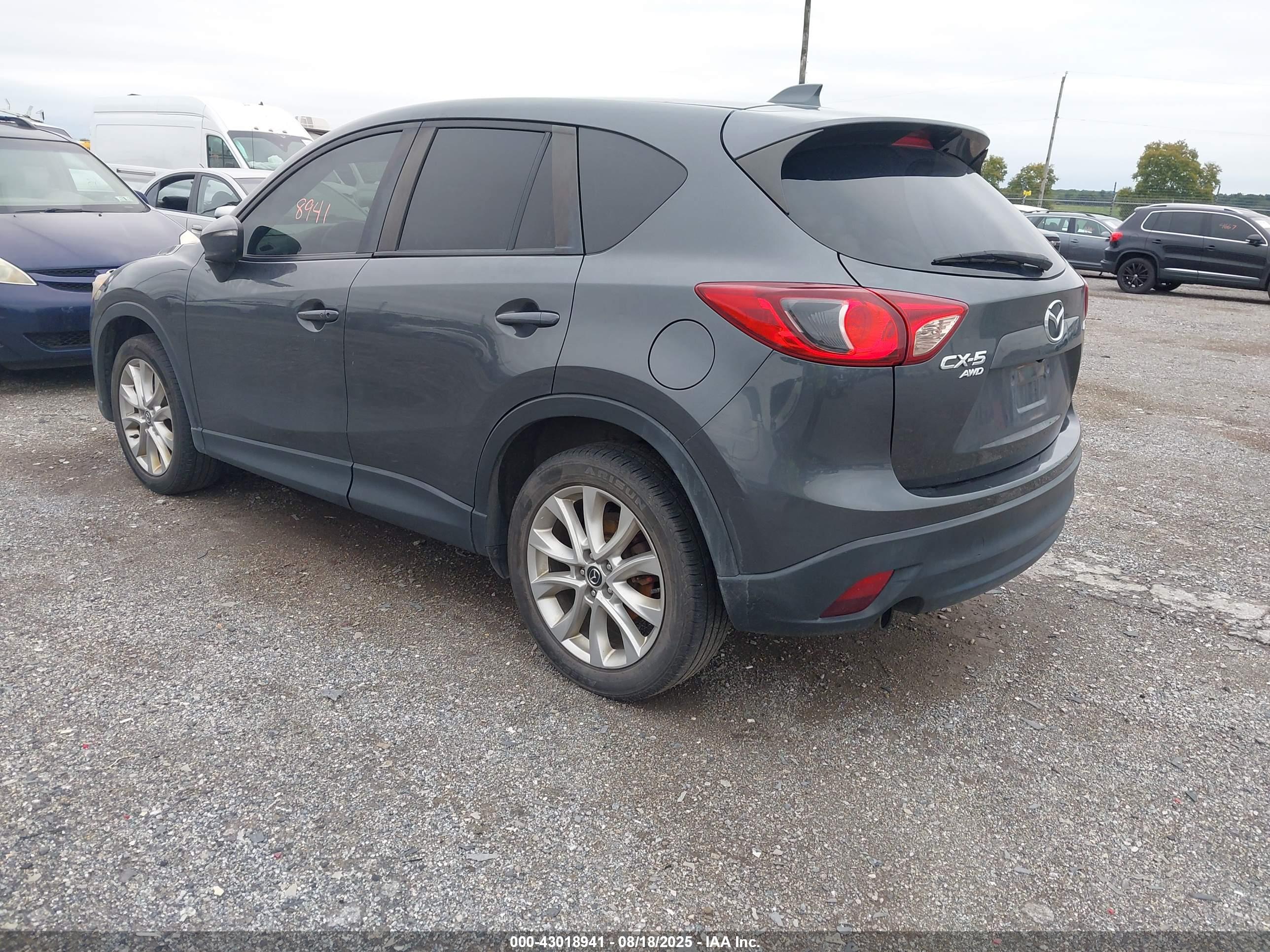 MAZDA CX-5 image 3