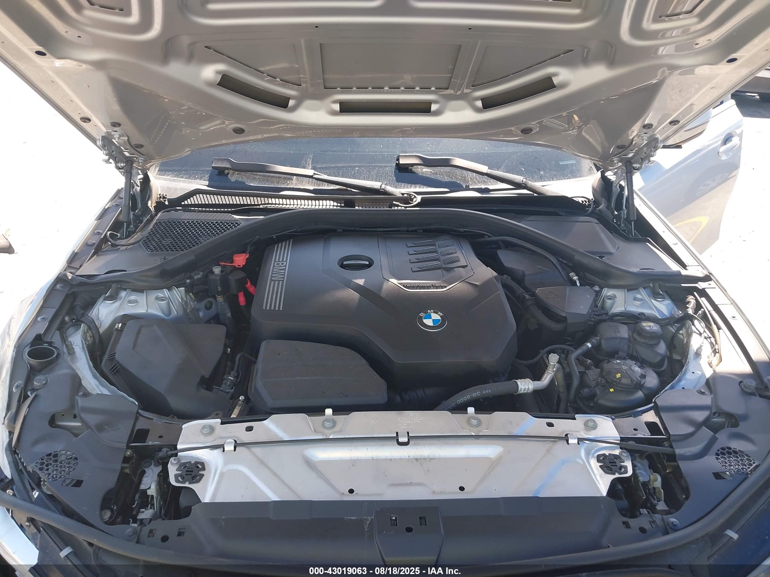 BMW 330I image 10