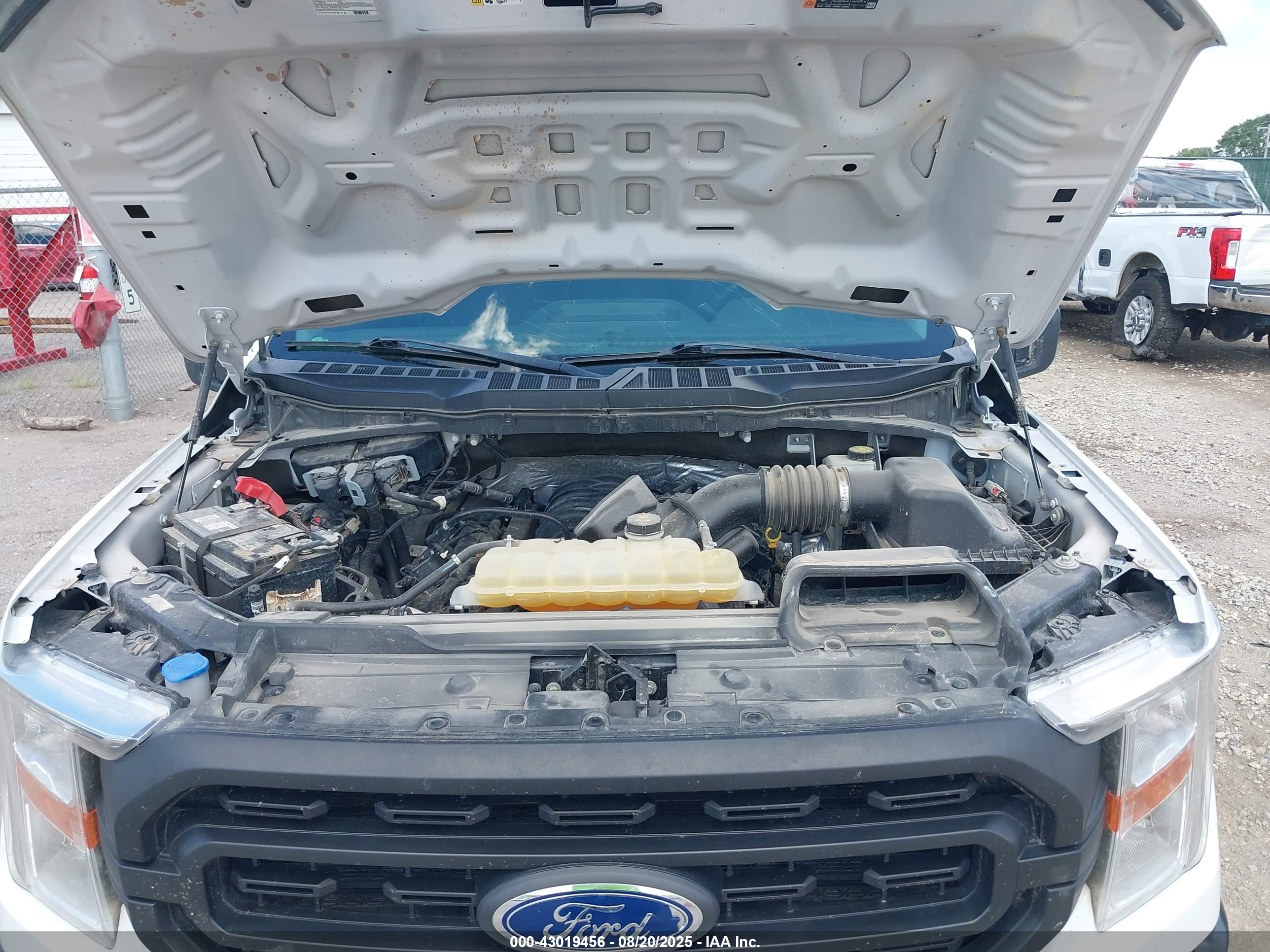FORD F-150 image 10
