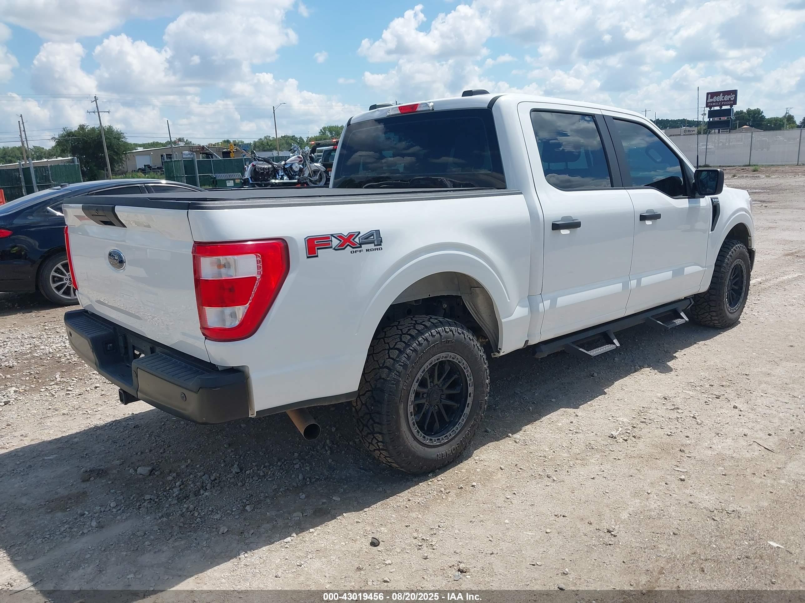FORD F-150 image 4