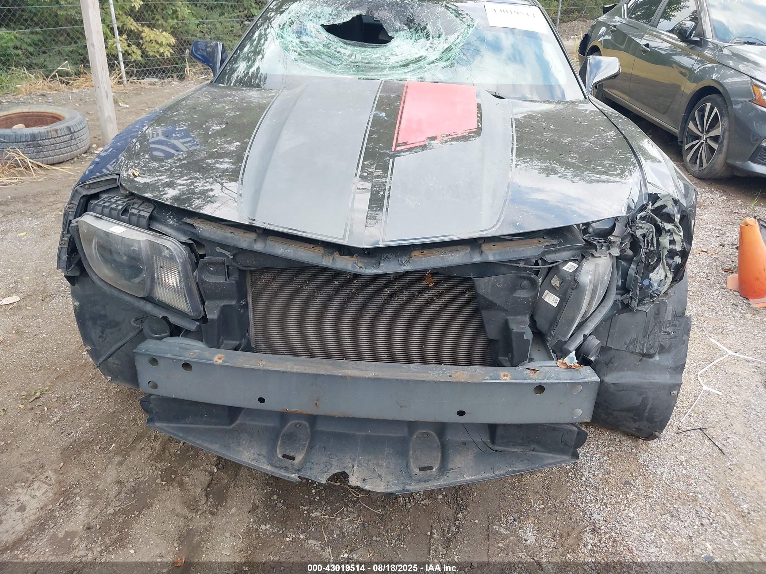 CHEVROLET CAMARO image 6