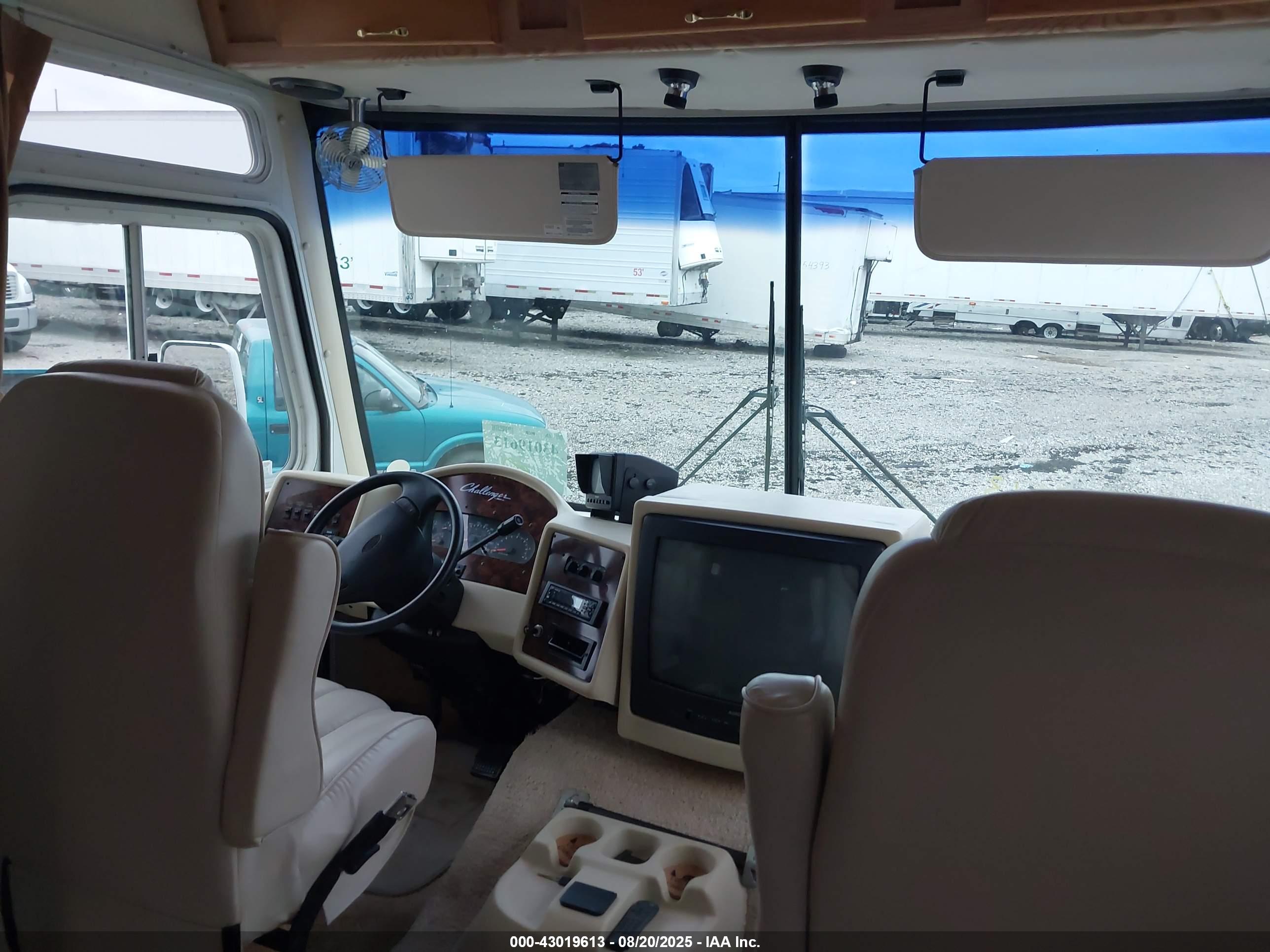 FORD F550 image 5