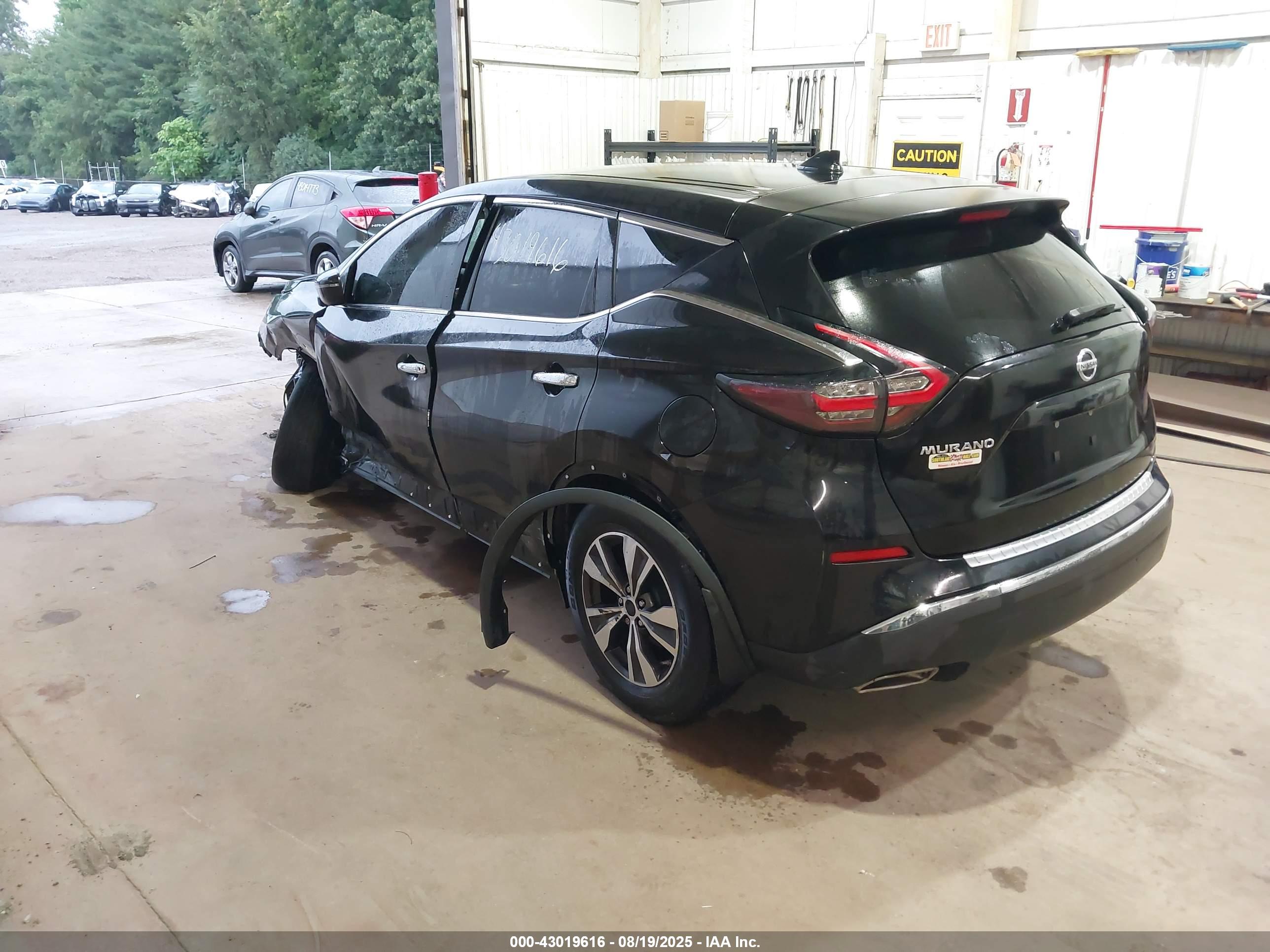 NISSAN MURANO image 3