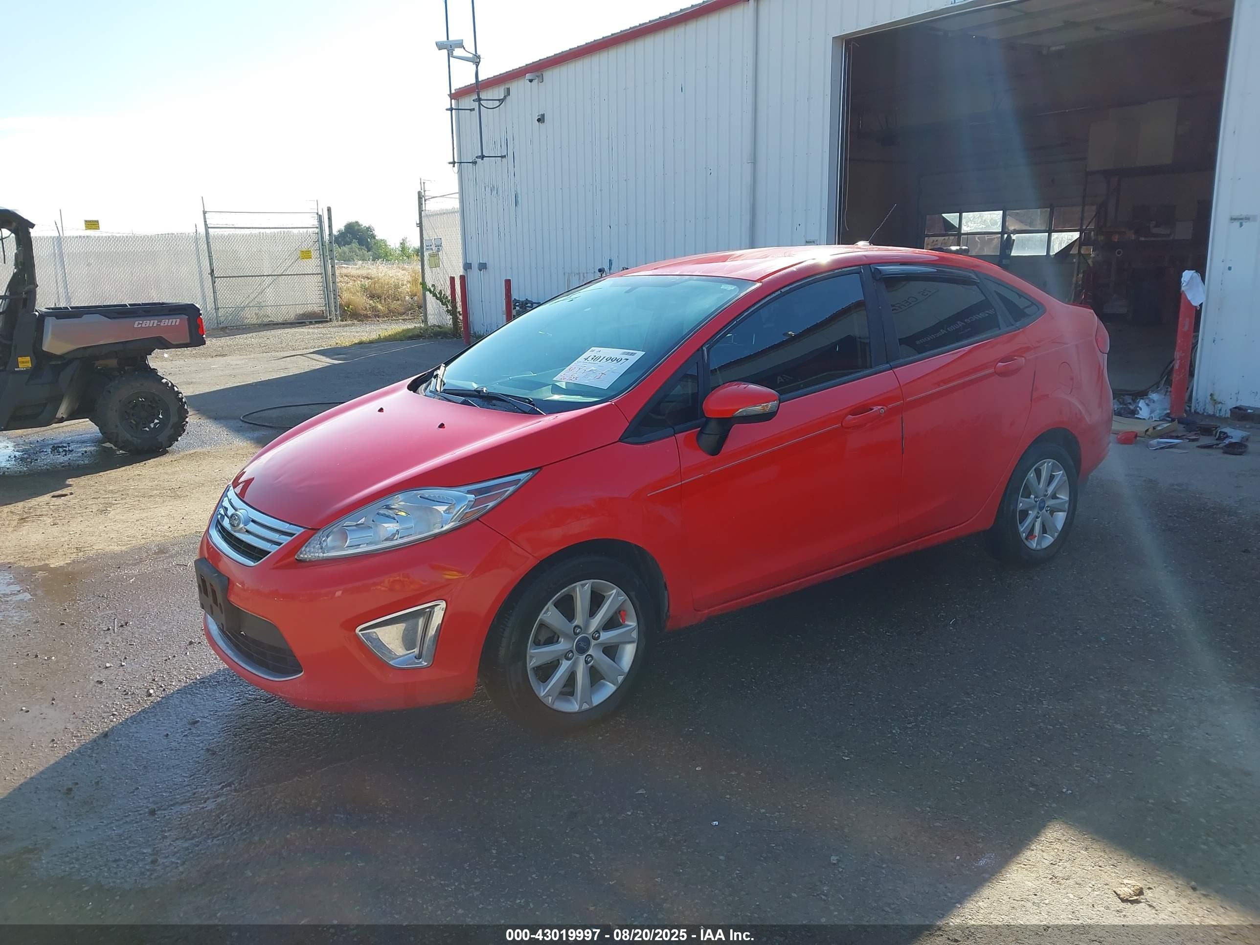 FORD FIESTA image 2