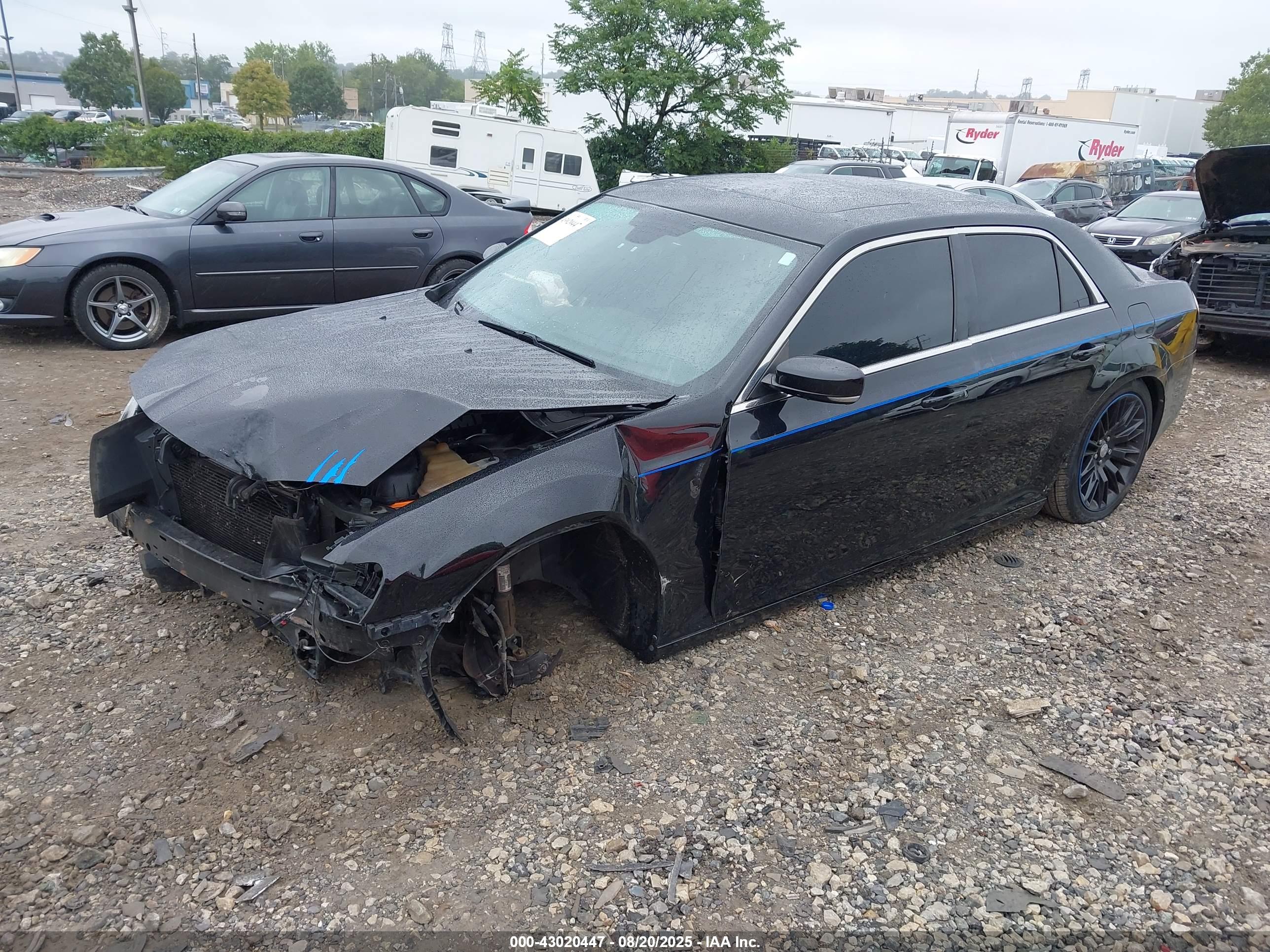 CHRYSLER 300 image 2