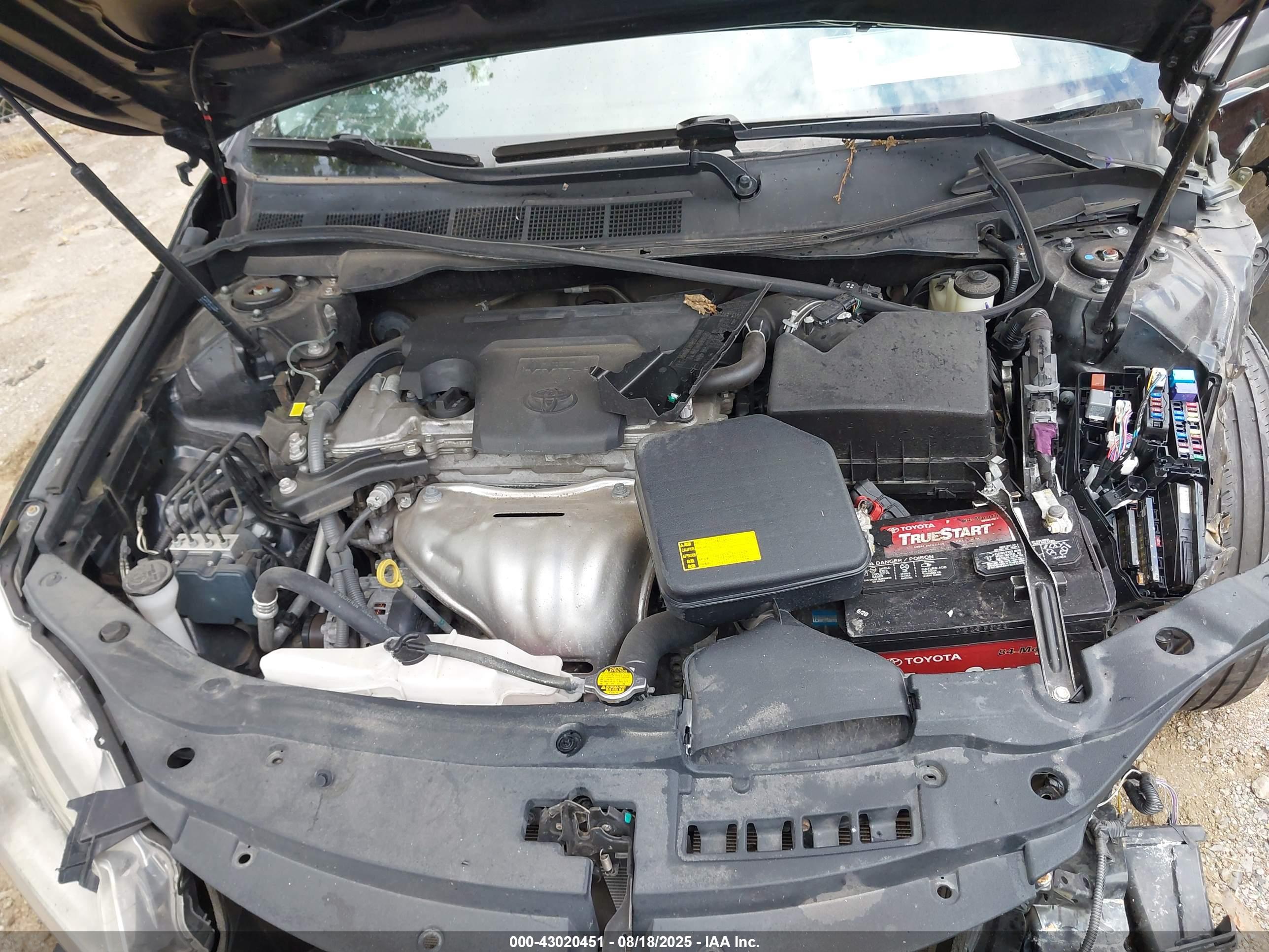 TOYOTA CAMRY image 10