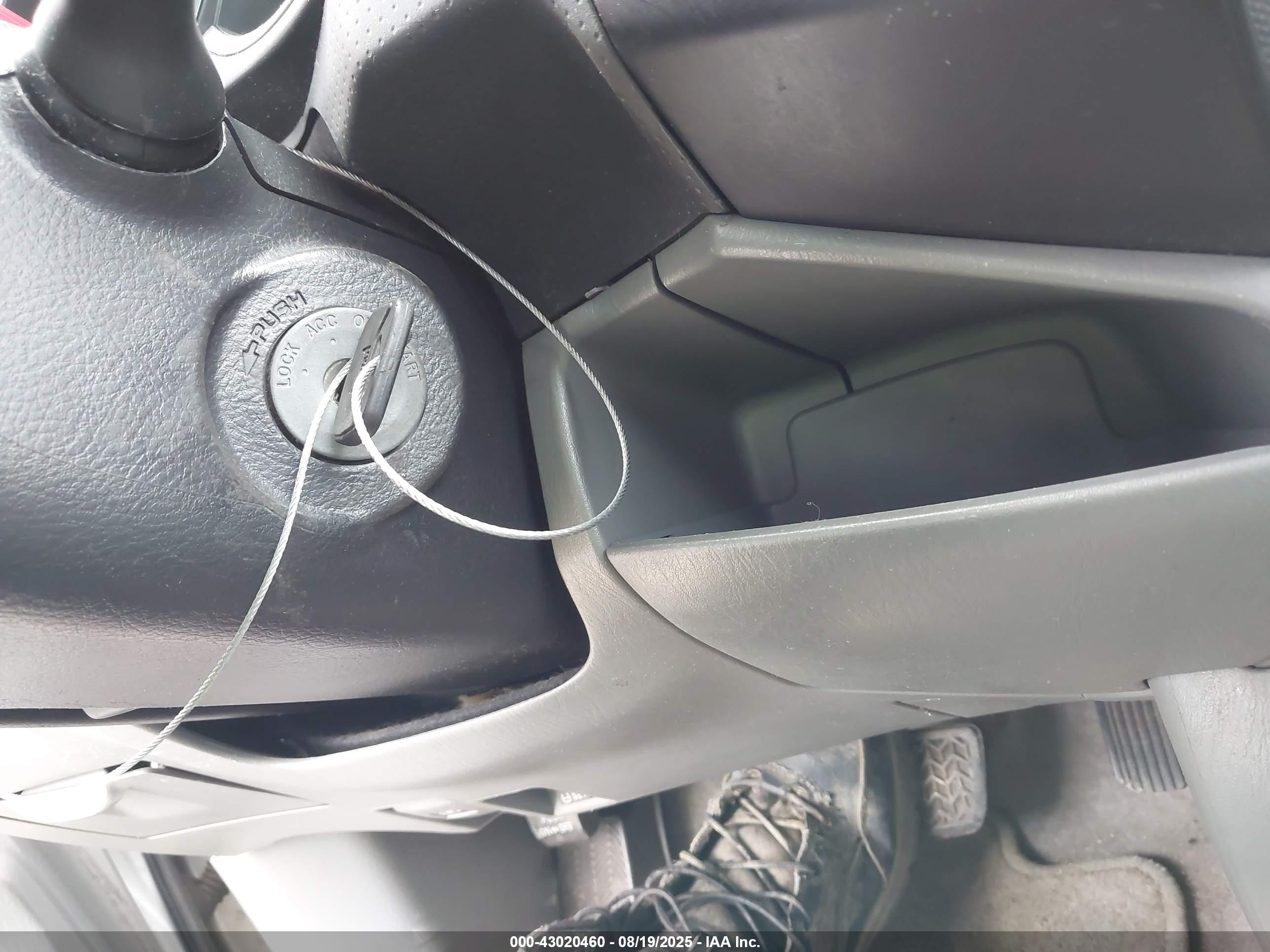 TOYOTA TACOMA image 11