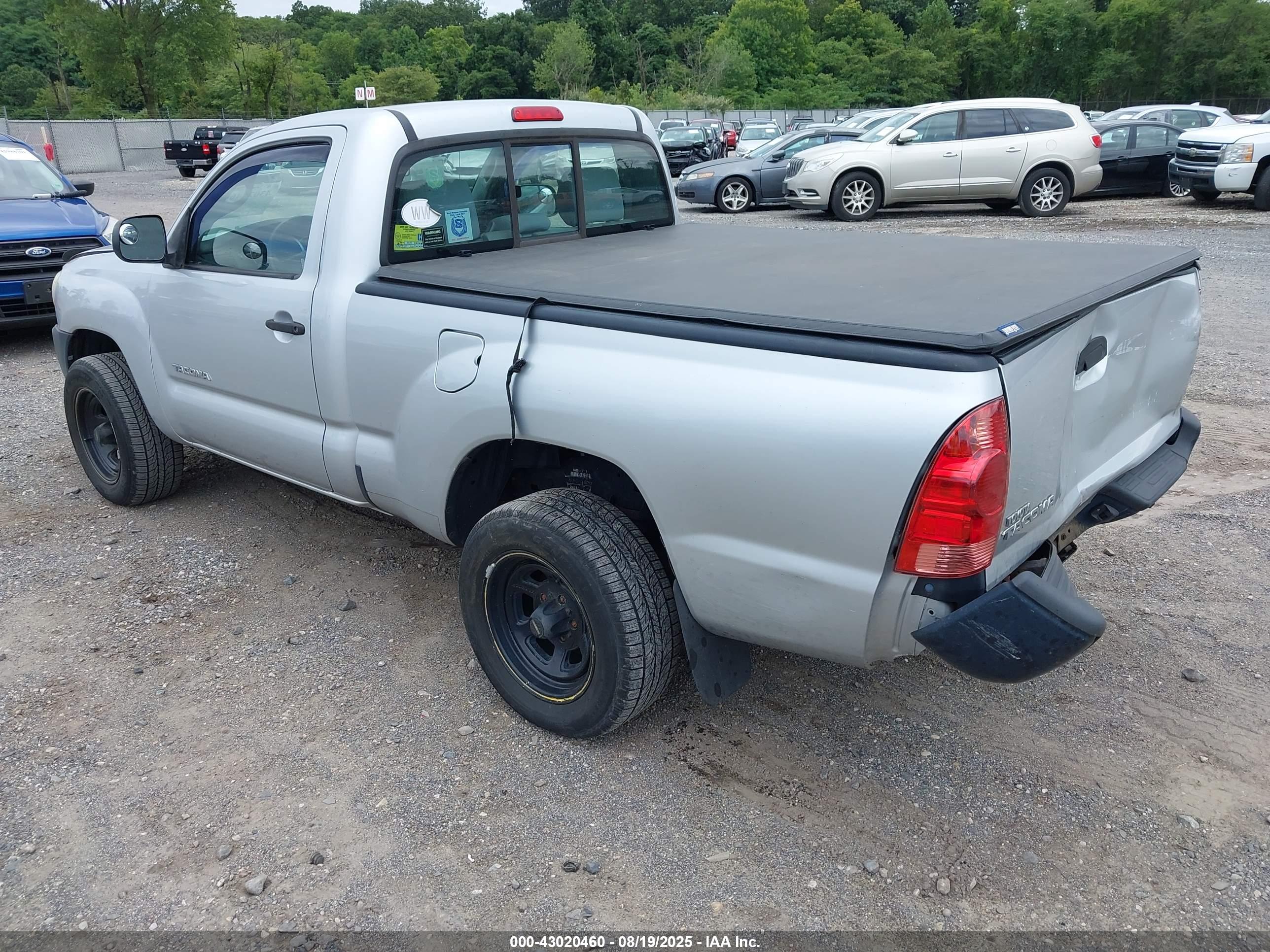 TOYOTA TACOMA image 3
