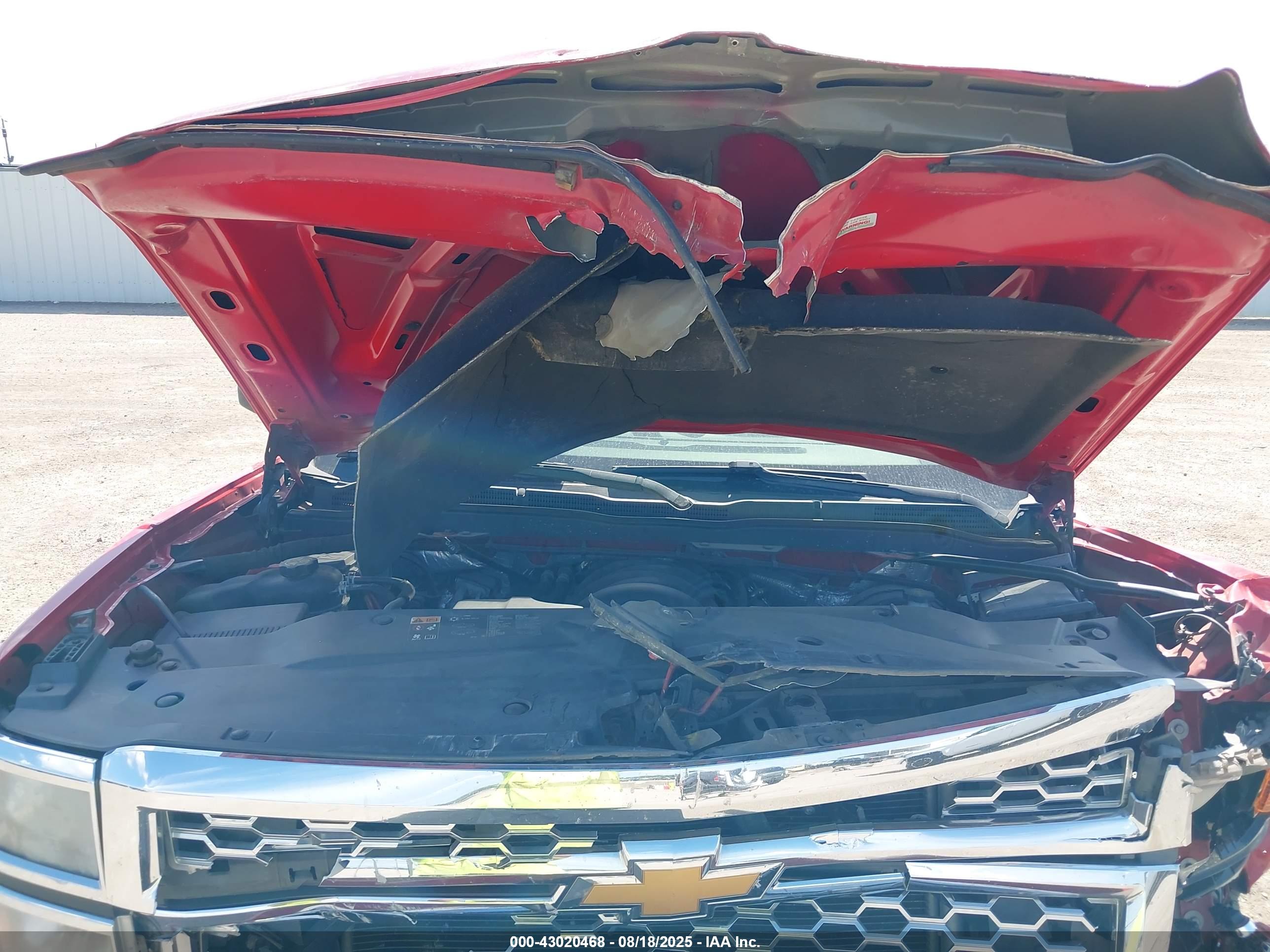 CHEVROLET SILVERADO image 10