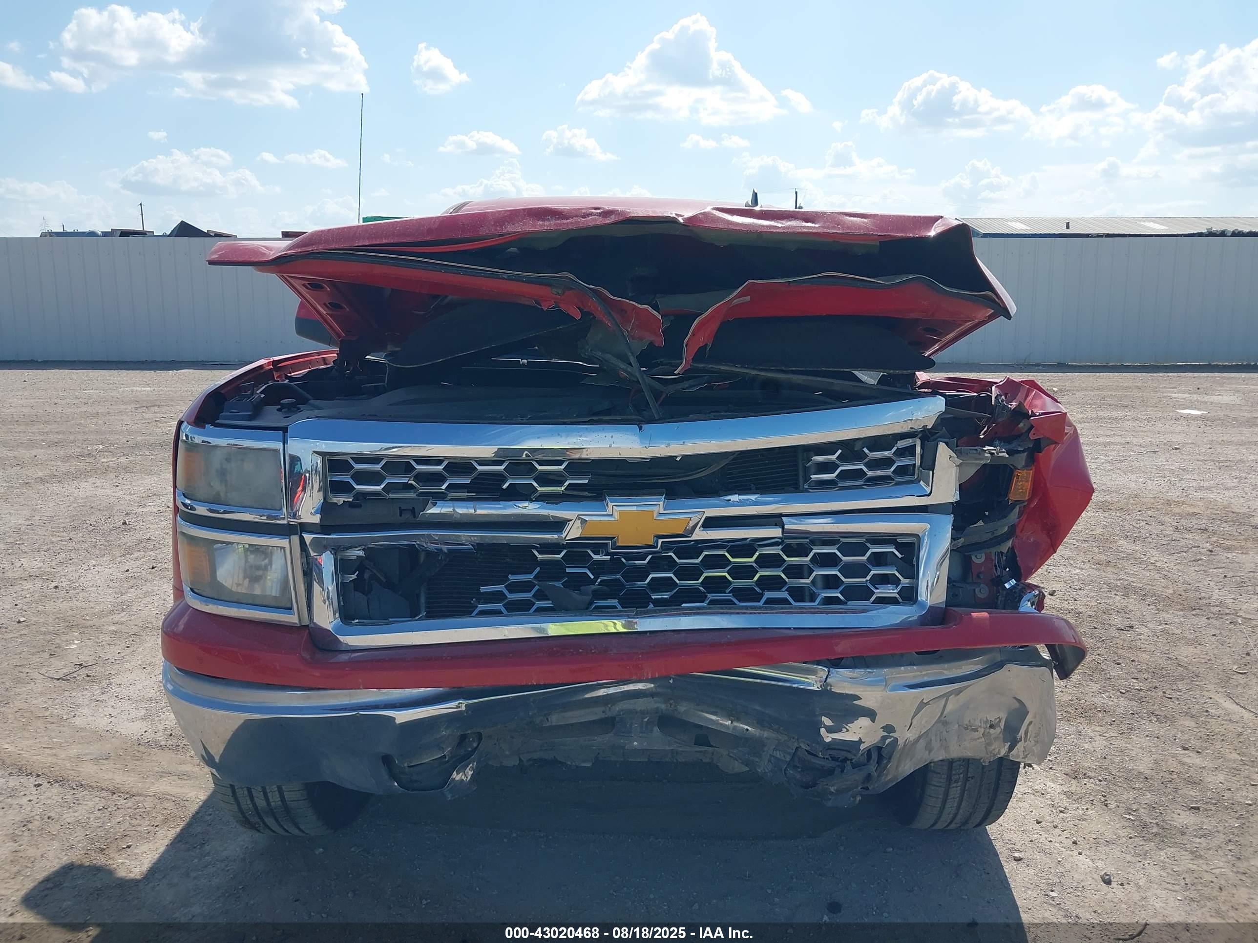 CHEVROLET SILVERADO image 6