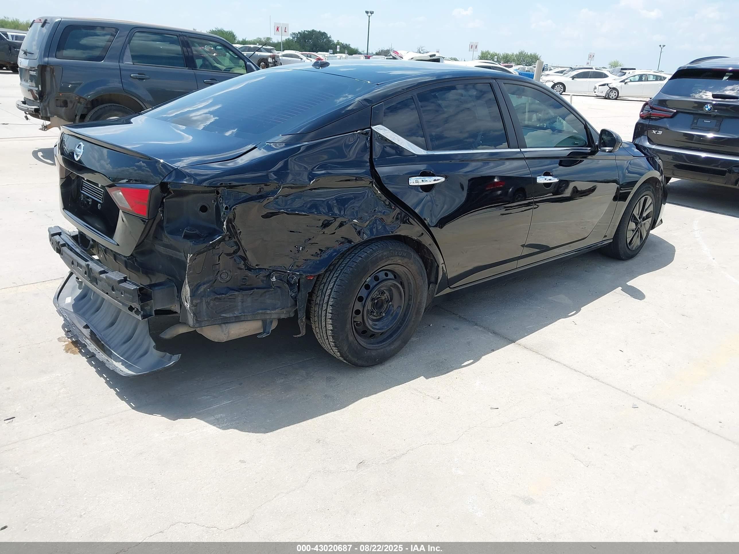 NISSAN ALTIMA image 4