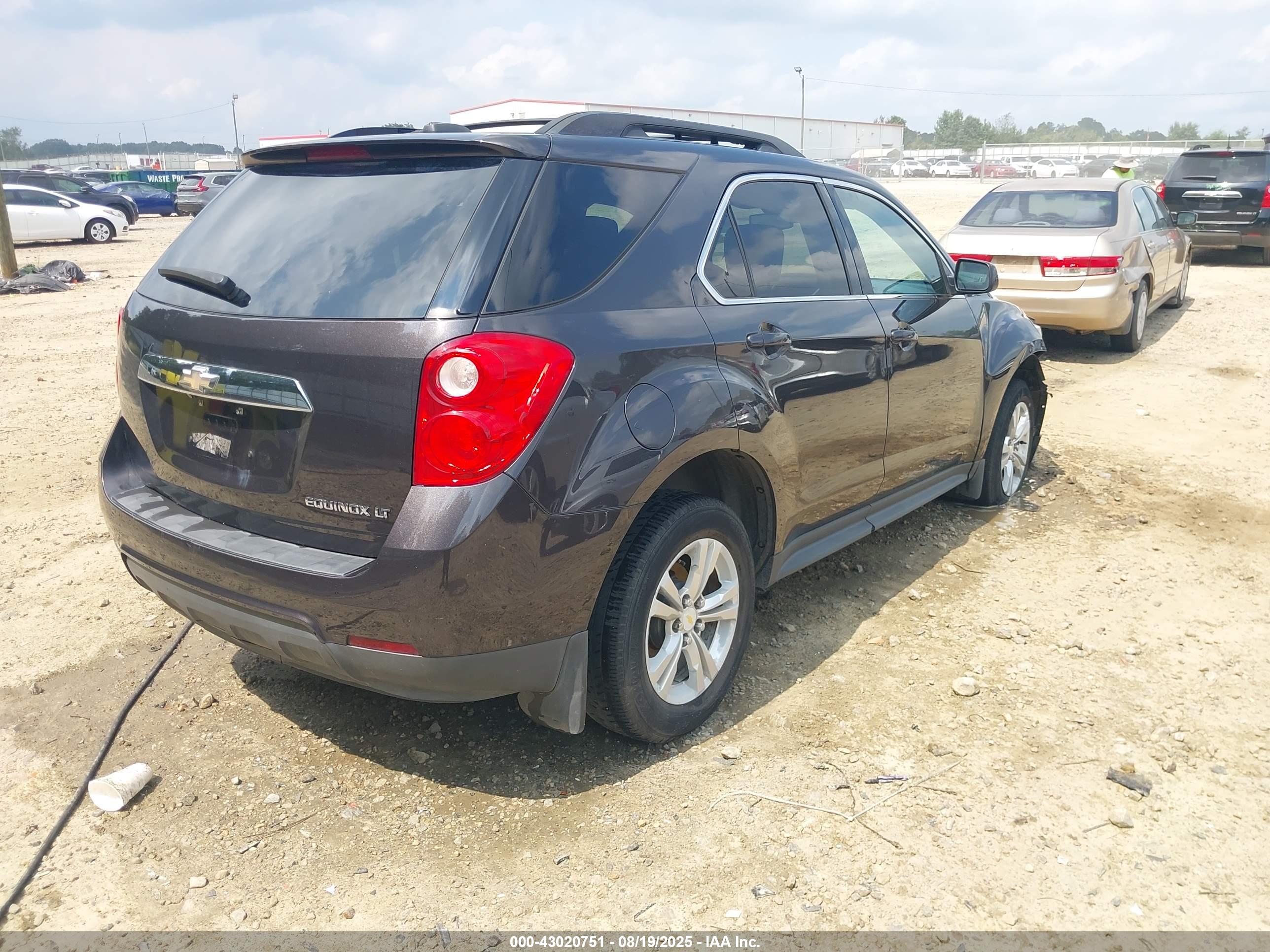 CHEVROLET EQUINOX image 4
