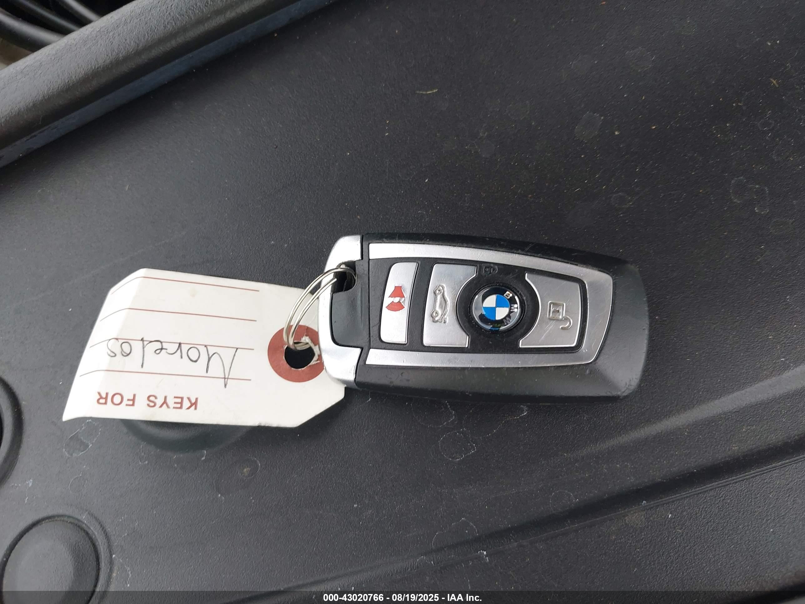BMW 750LI image 11