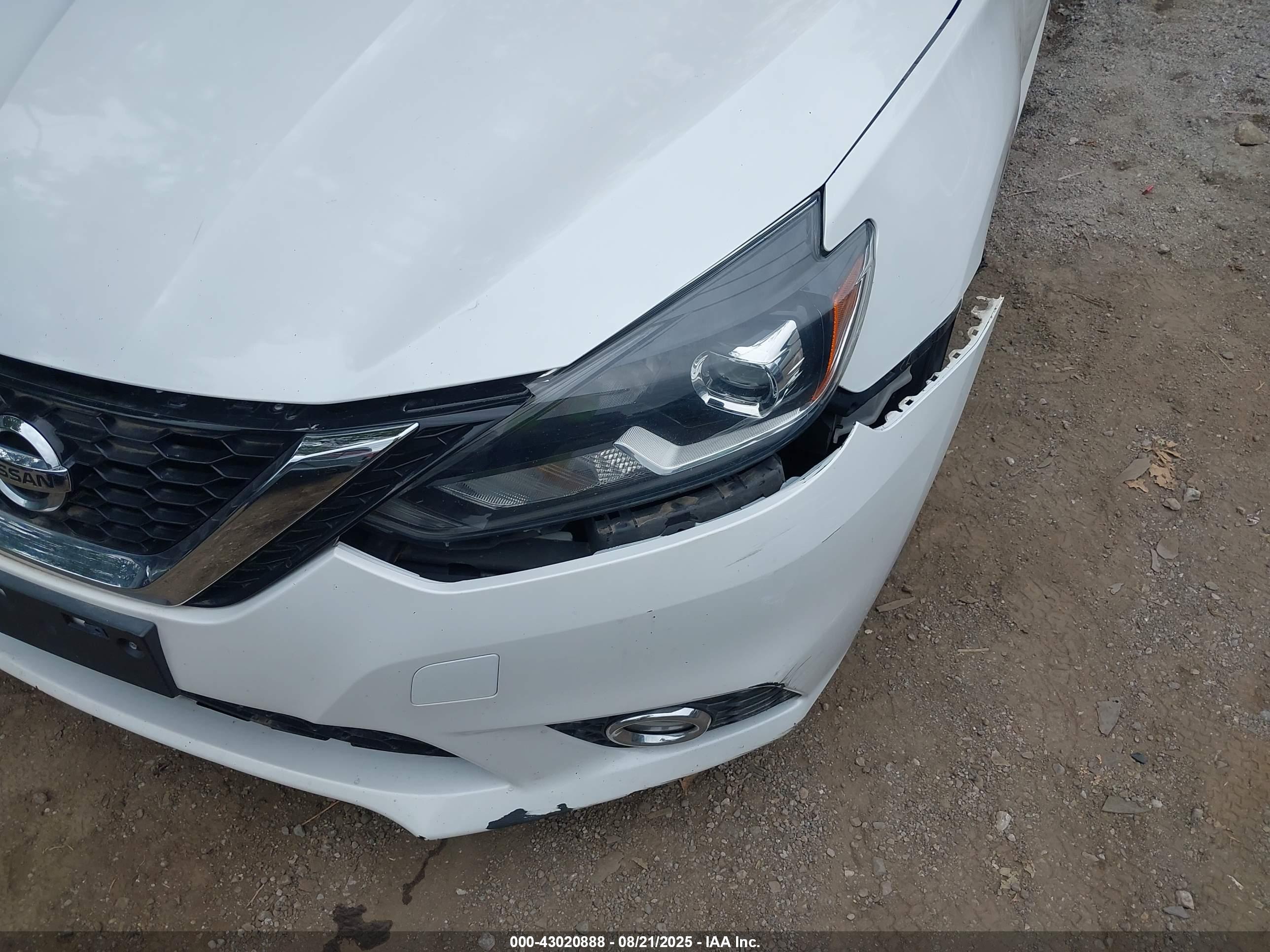NISSAN SENTRA image 6