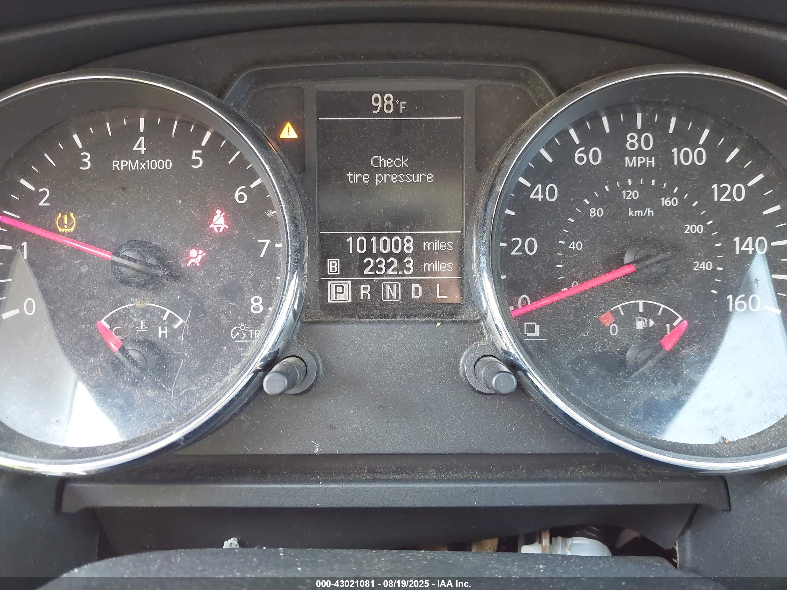 NISSAN ROGUE image 7