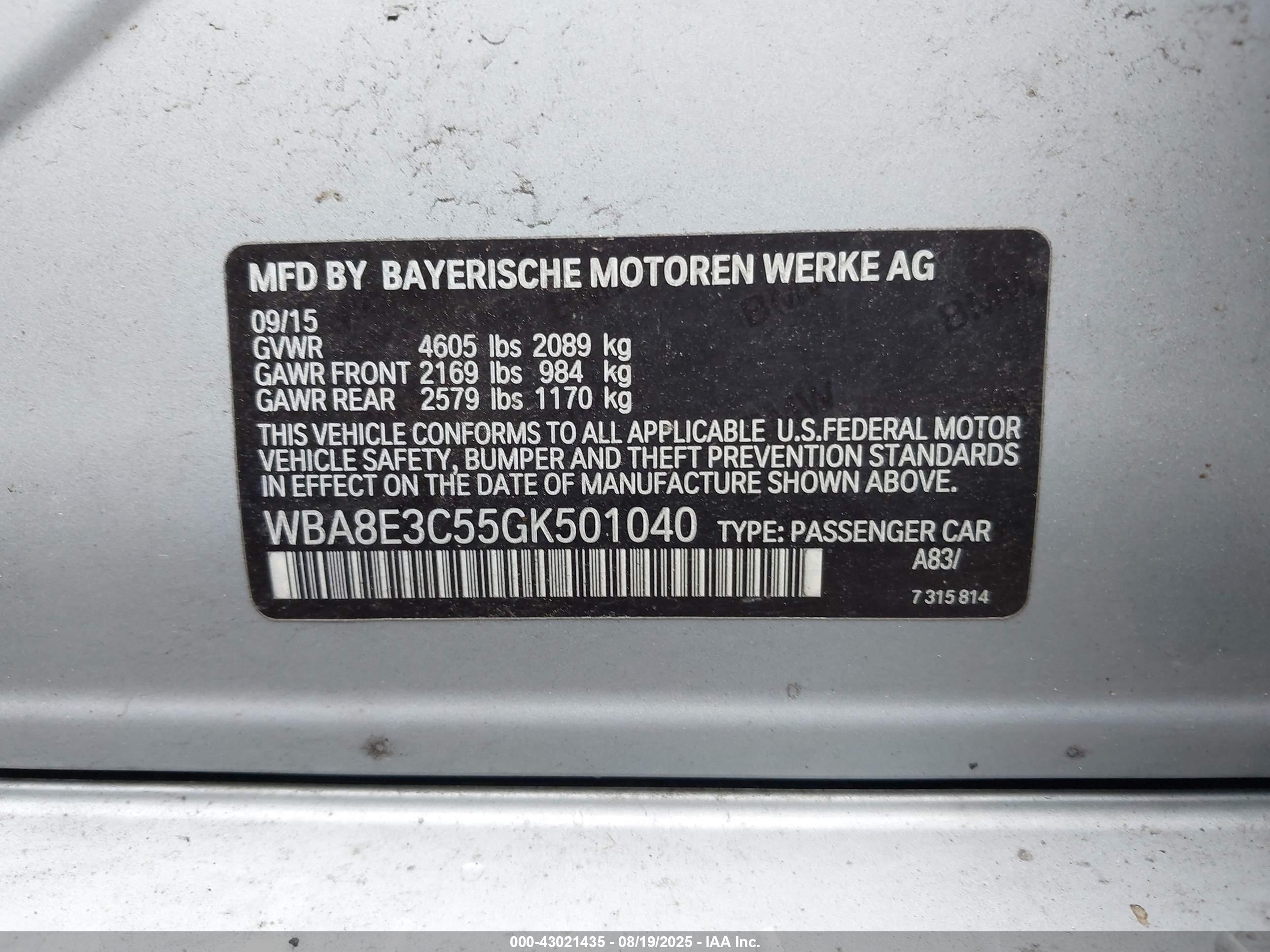 BMW 328I image 9