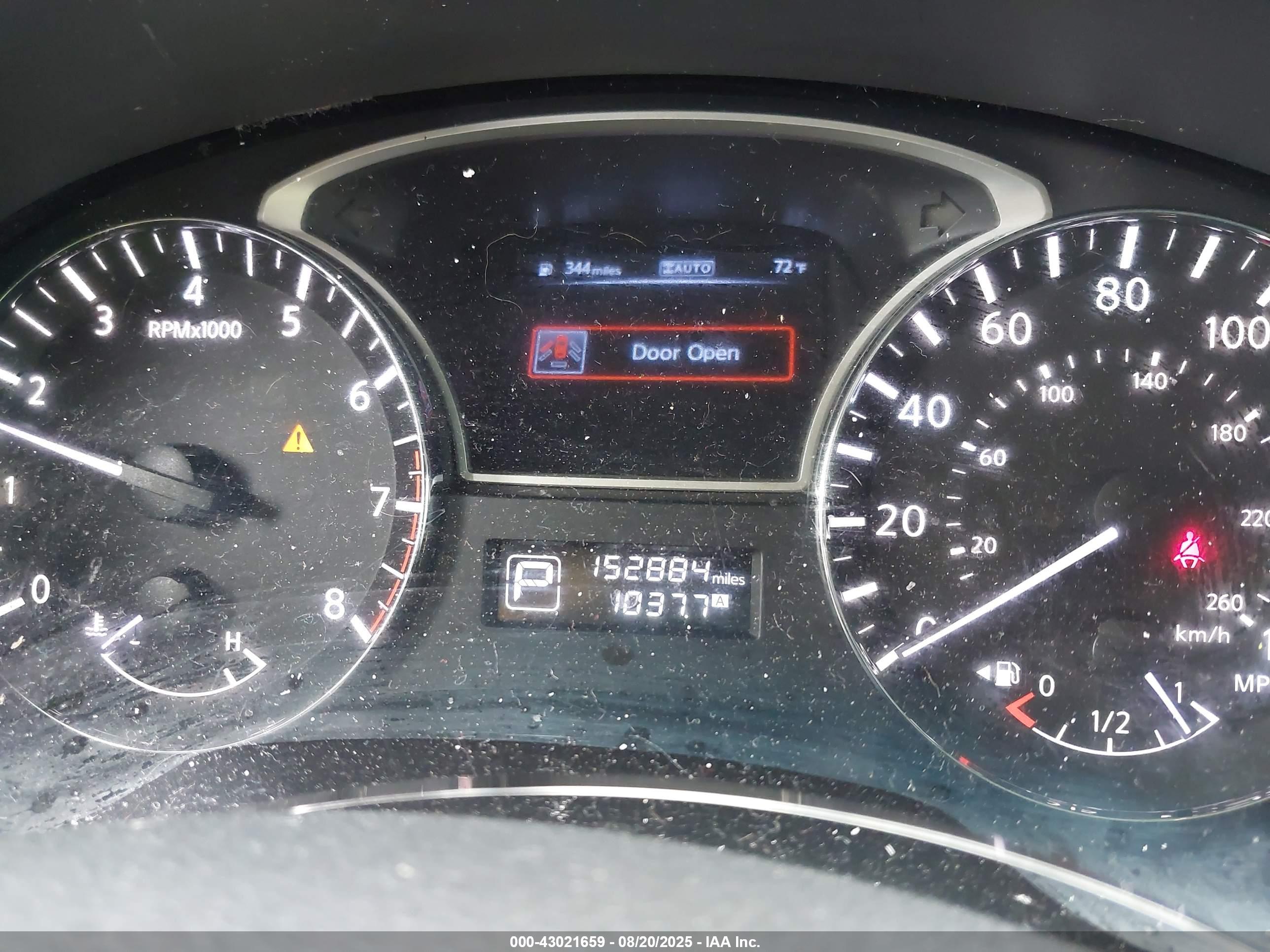 NISSAN PATHFINDER image 7