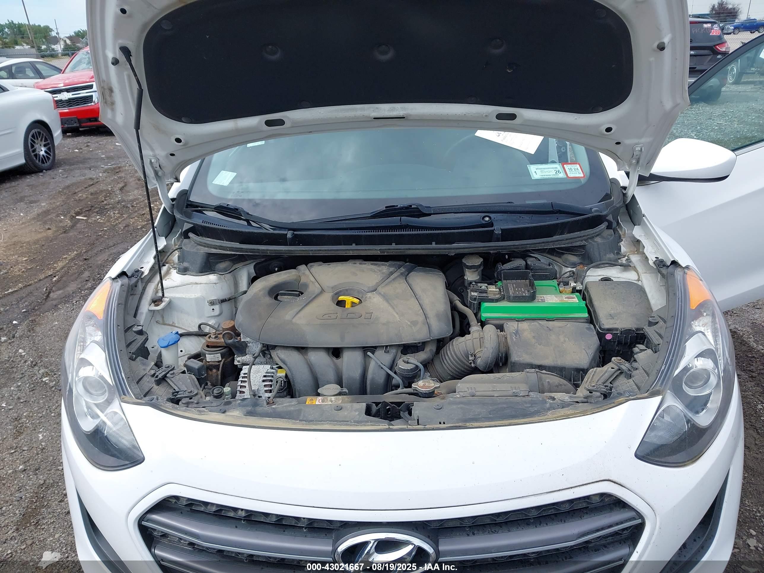 HYUNDAI ELANTRA image 10