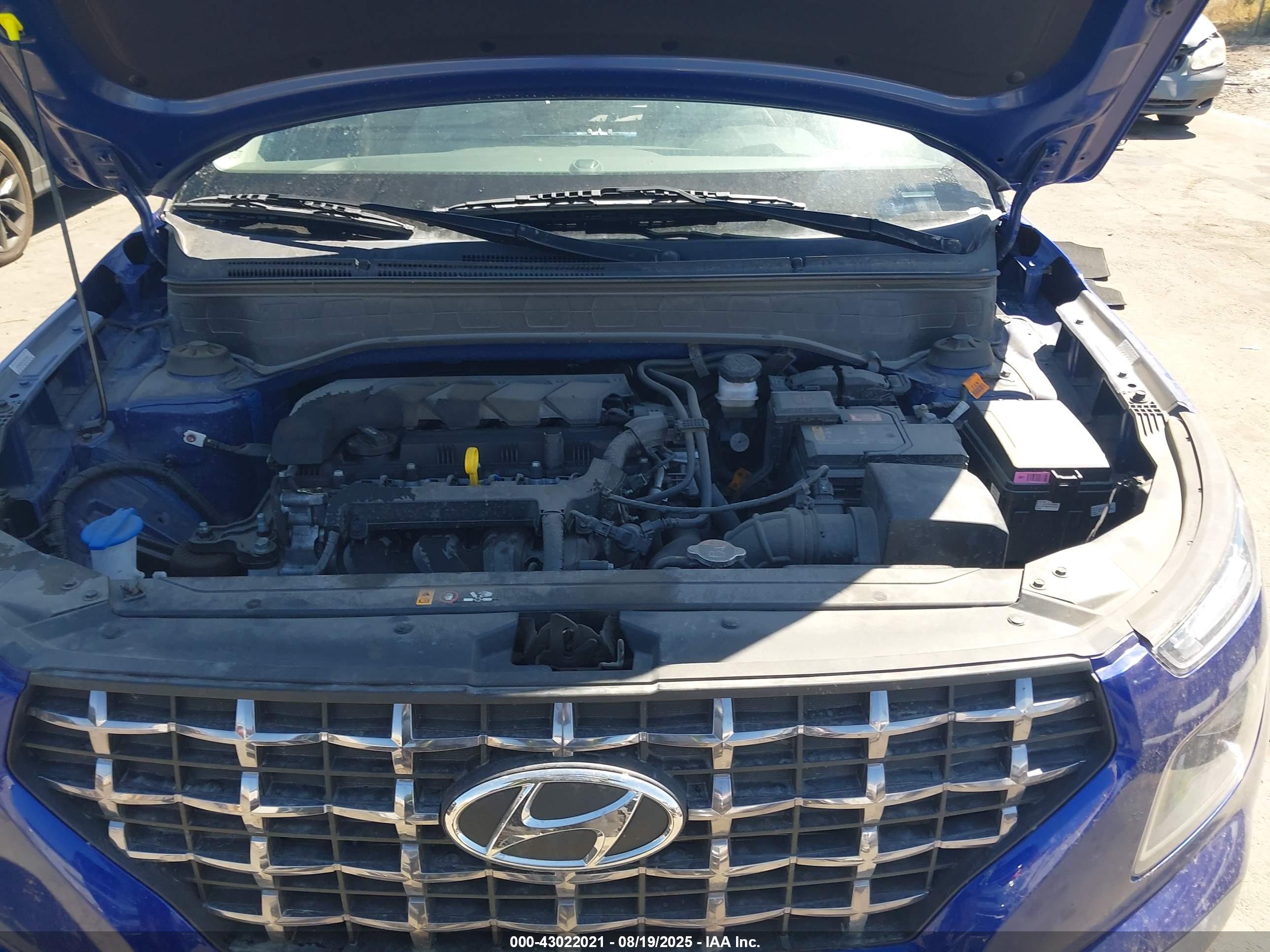 HYUNDAI VENUE image 10